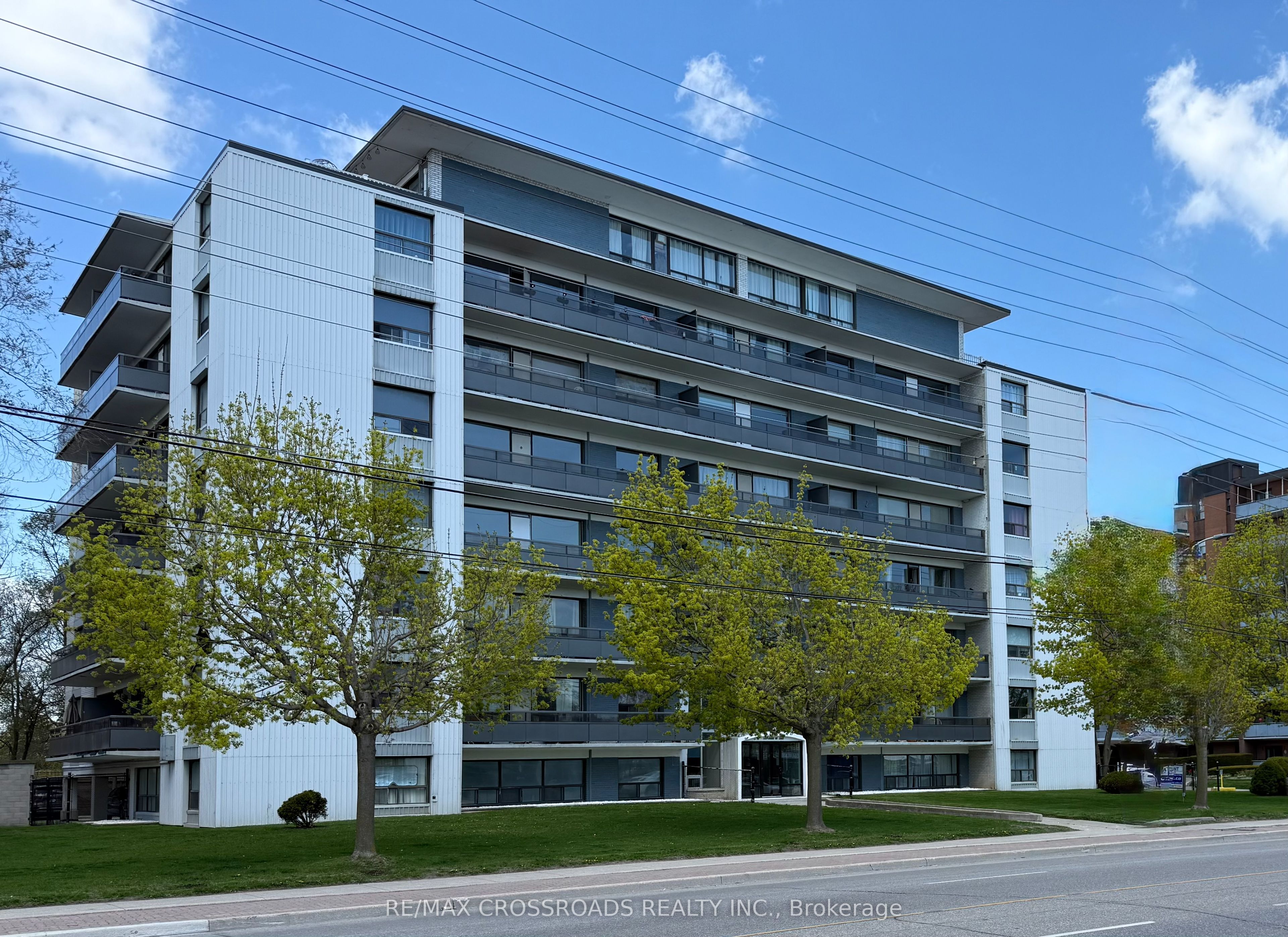 363 Lakeshore Road E 410 Property Photo 1