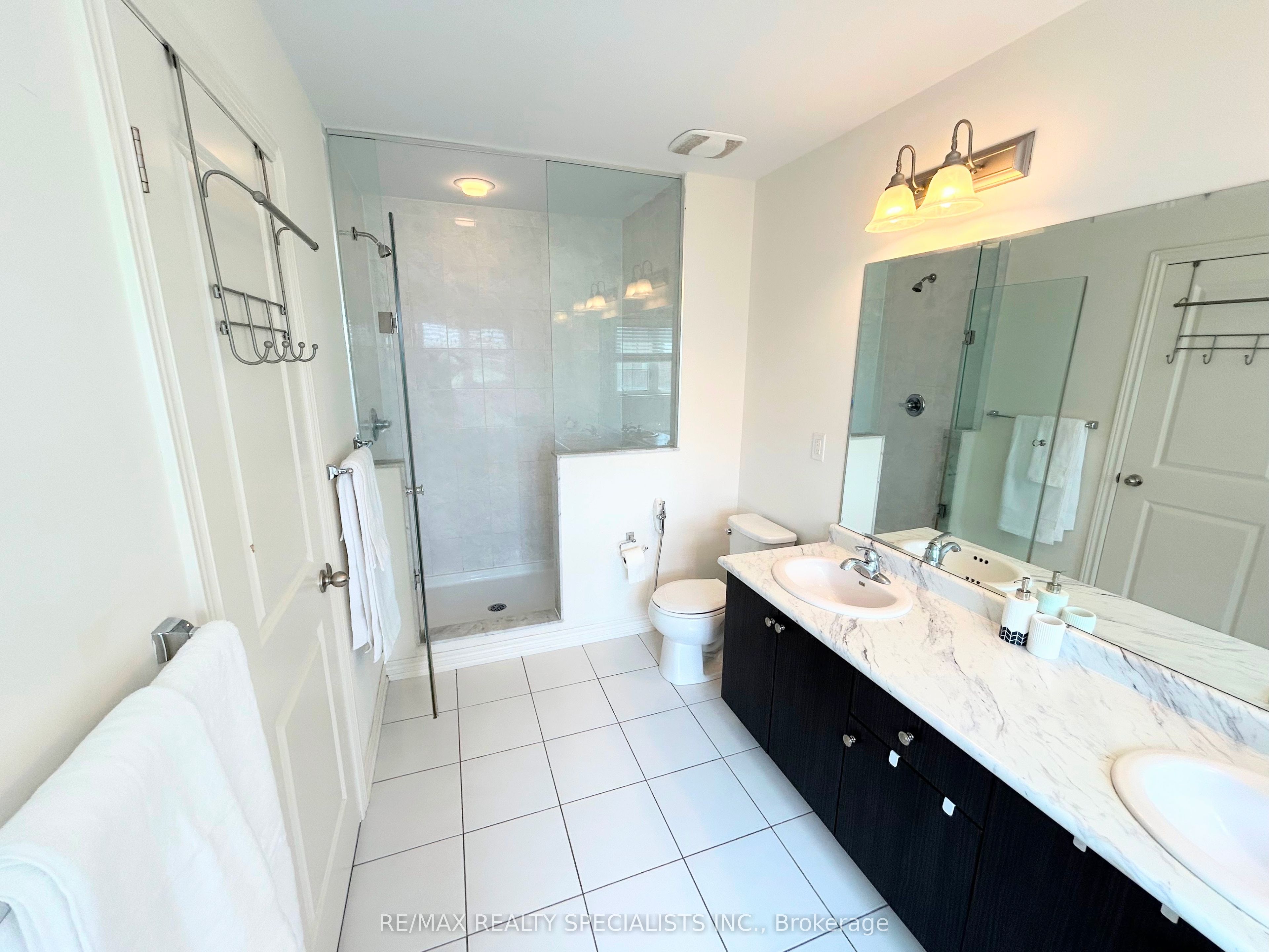 55 Dufay Road Property Photo 17