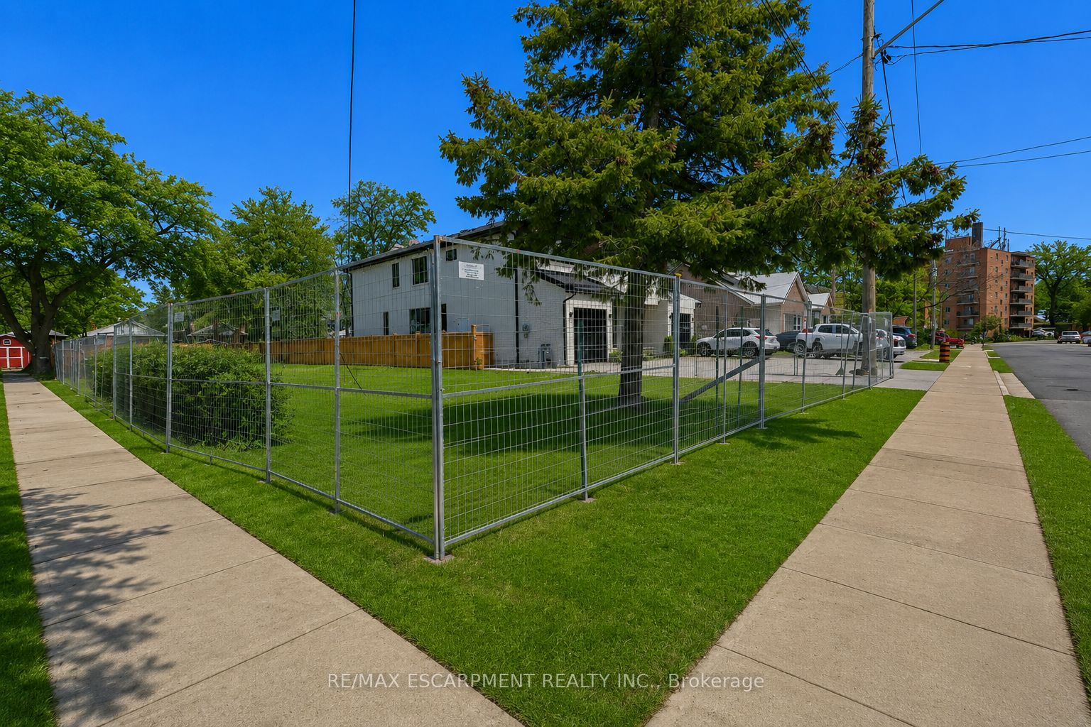 W13675916 Property Photo 7