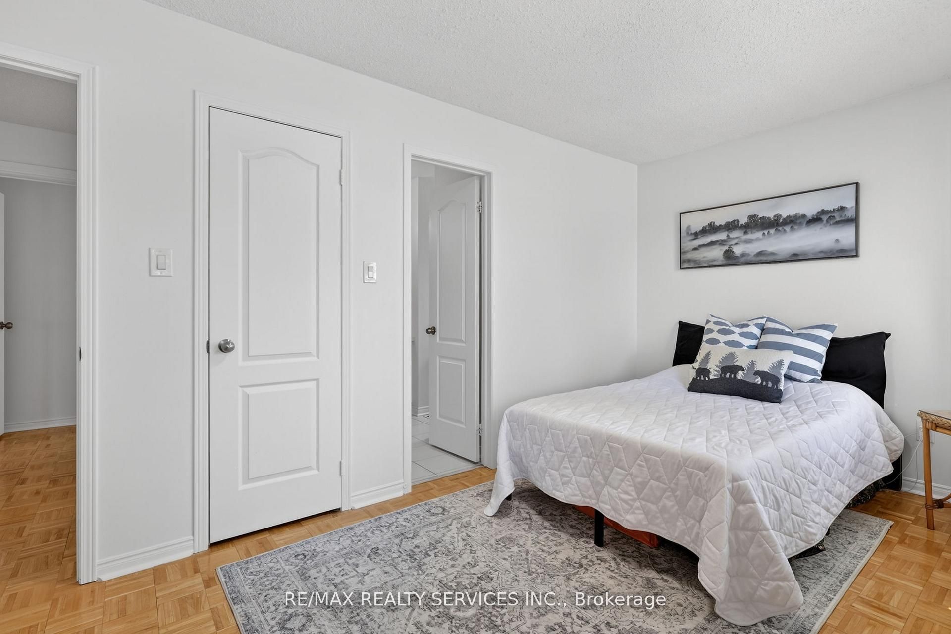 150 Royal Valley Drive Property Photo 25