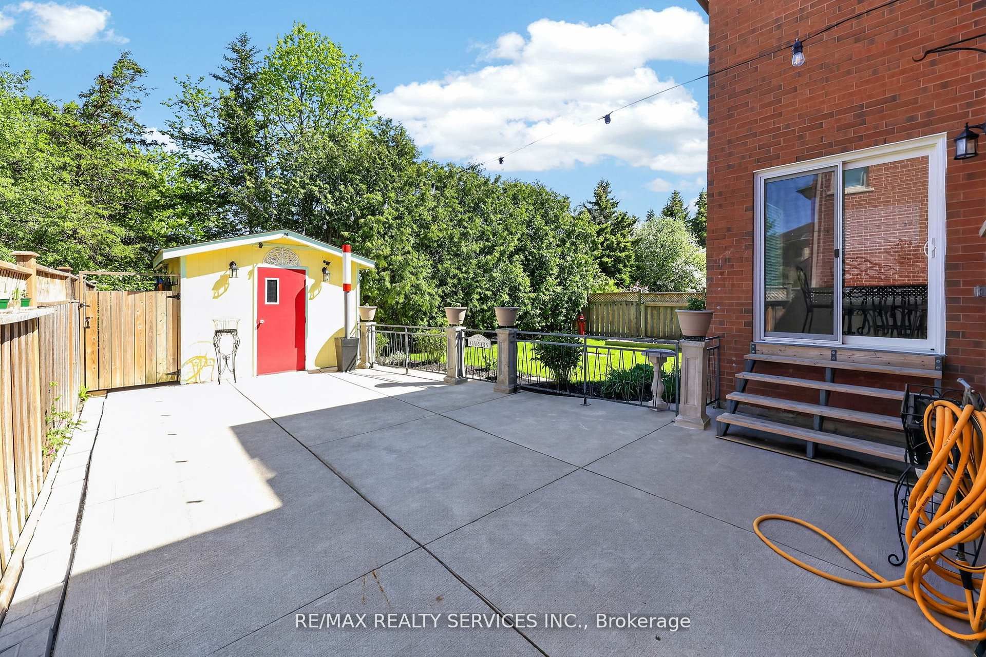 150 Royal Valley Drive Property Photo 40
