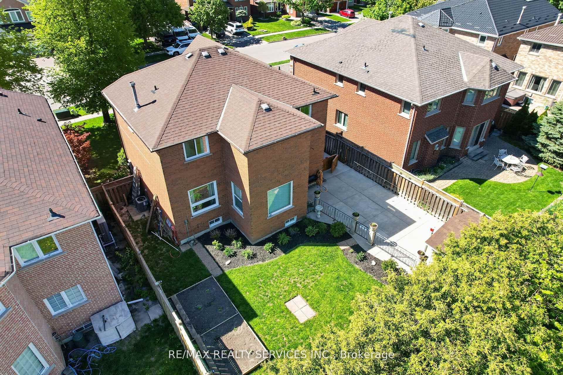 150 Royal Valley Drive Property Photo 47