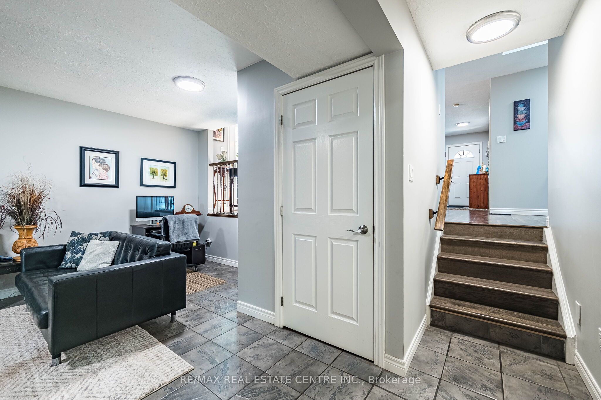 267 Montgomery Boulevard Property Photo 22