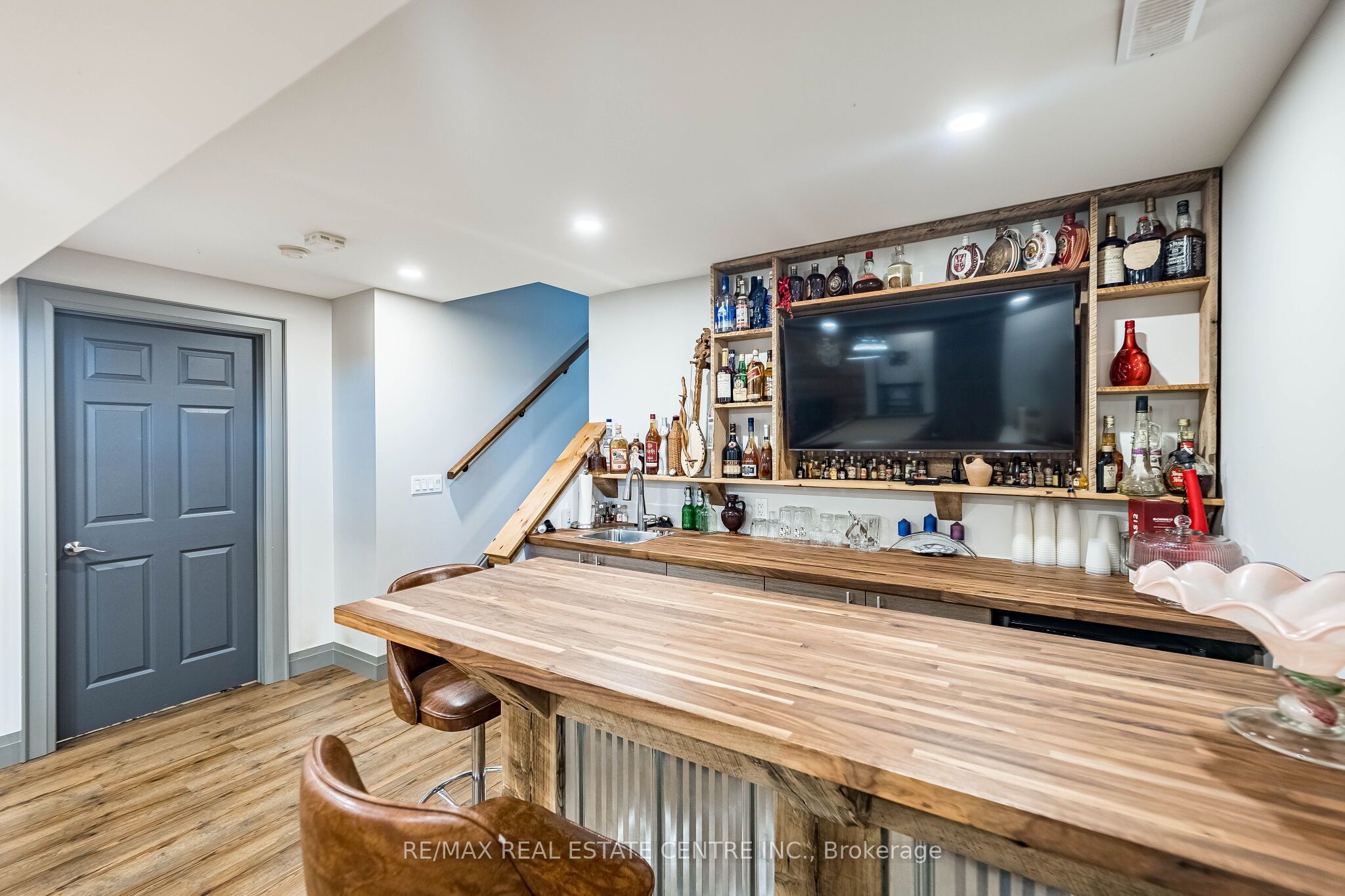 267 Montgomery Boulevard Property Photo 34