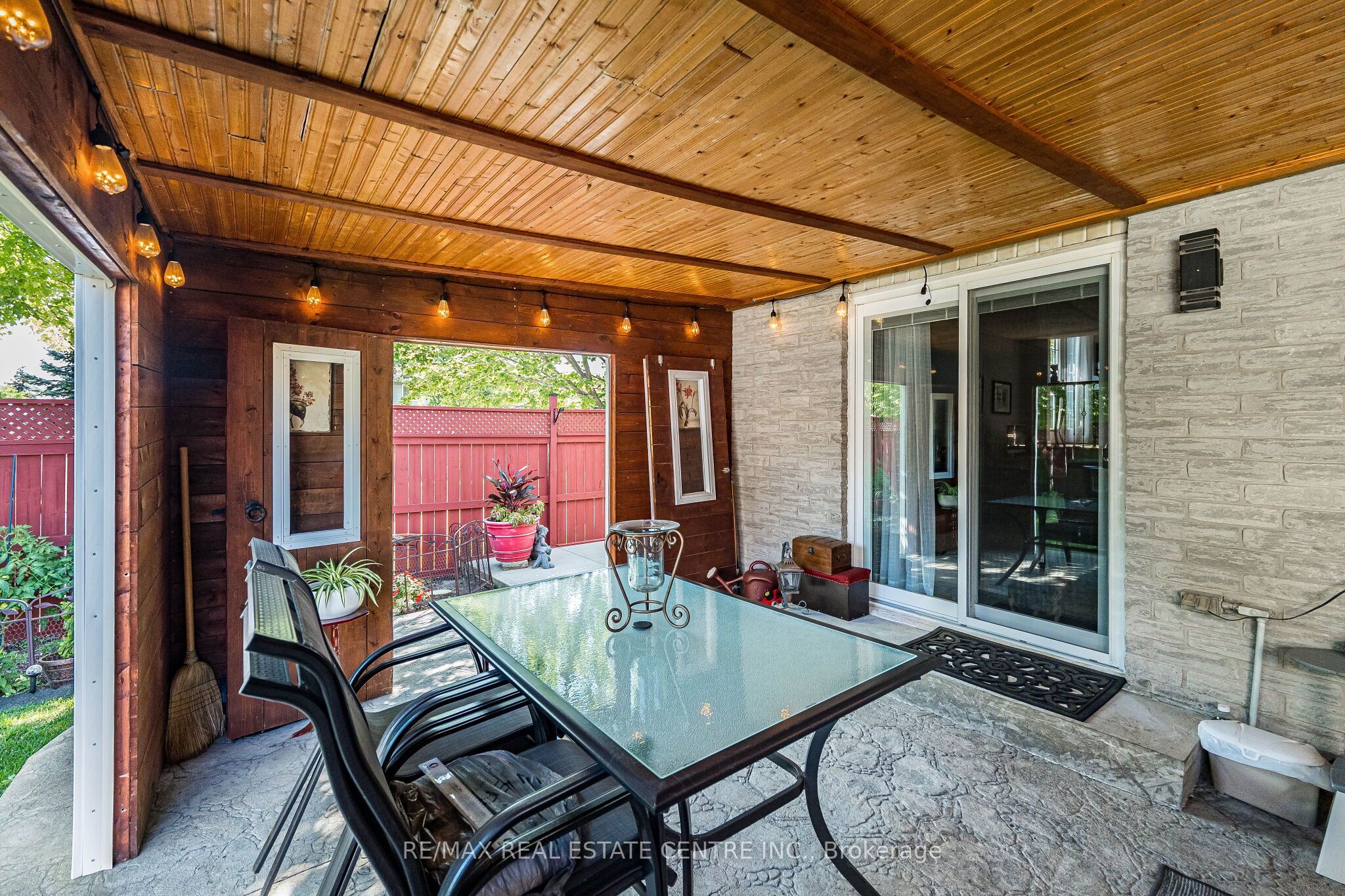 267 Montgomery Boulevard Property Photo 42