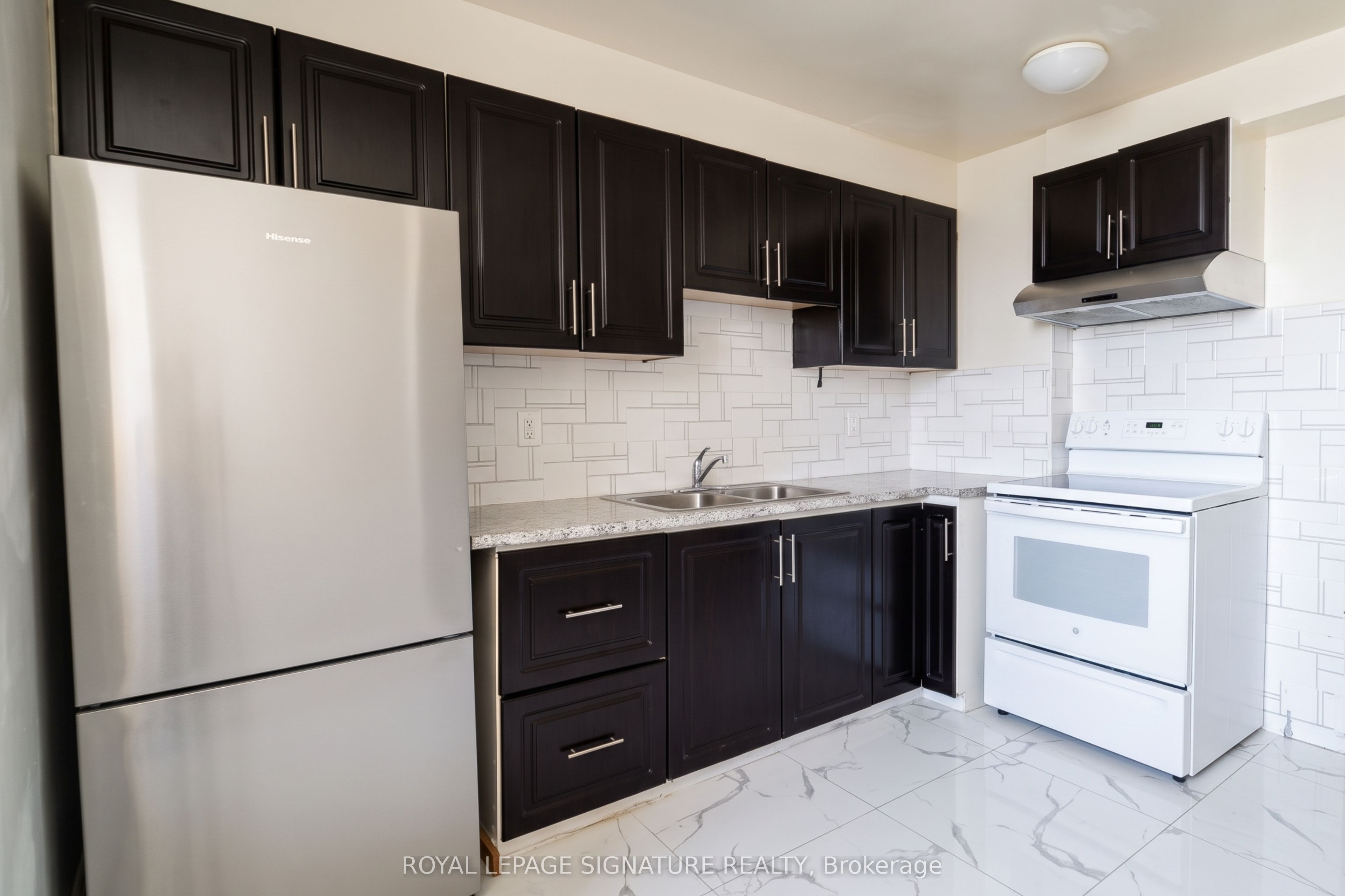 340 Dixon Road 1008 Property Photo 4
