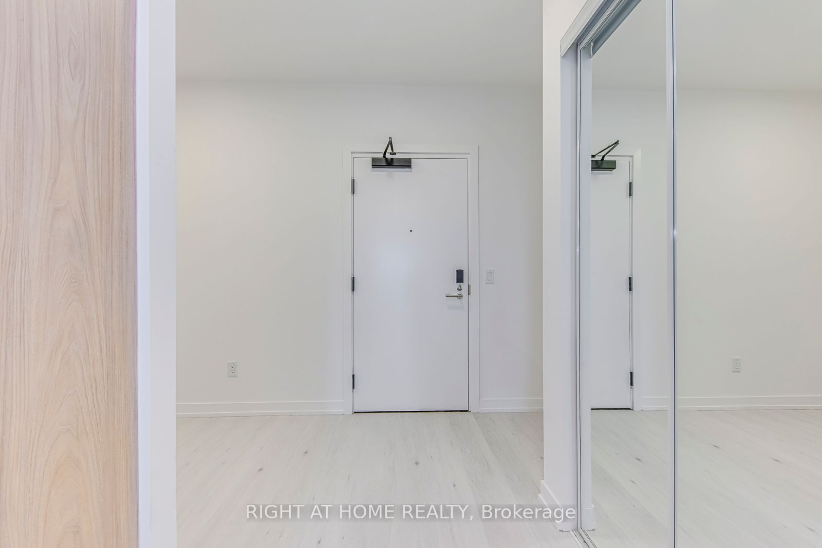 2501 Saw Whet Boulevard 538 Property Photo 6