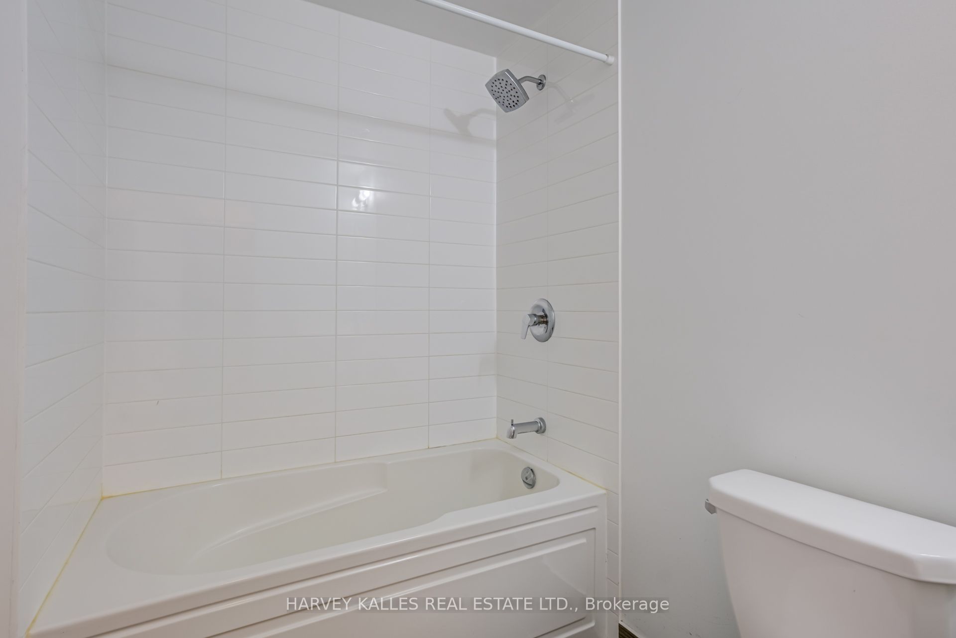 30 Shore Breeze Drive 1822 Property Photo 25