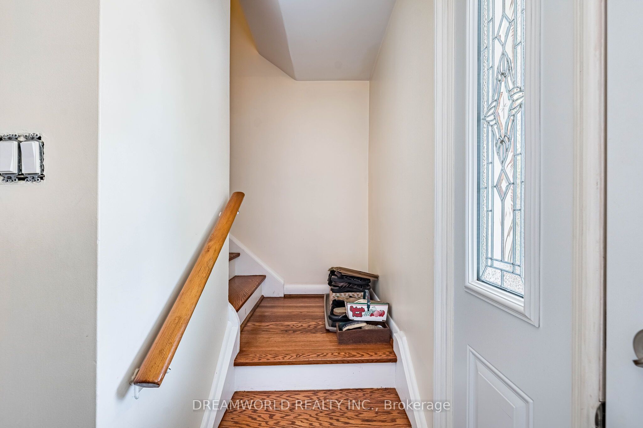 24 Whitburn Crescent Property Photo 9