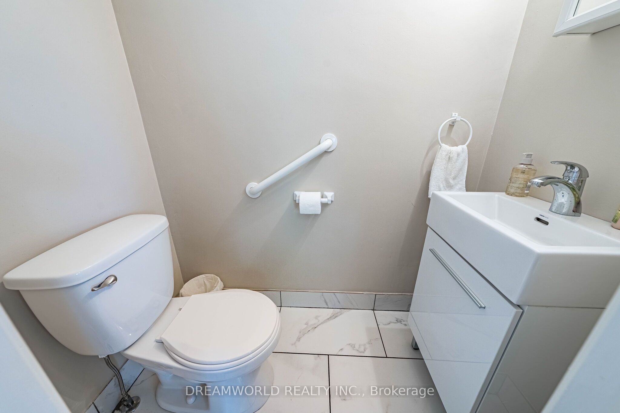 24 Whitburn Crescent Property Photo 19