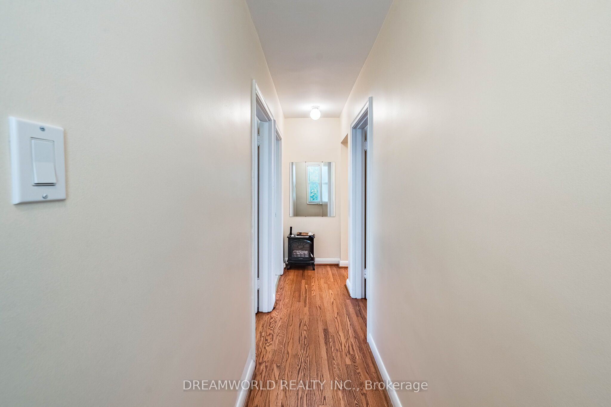 24 Whitburn Crescent Property Photo 20