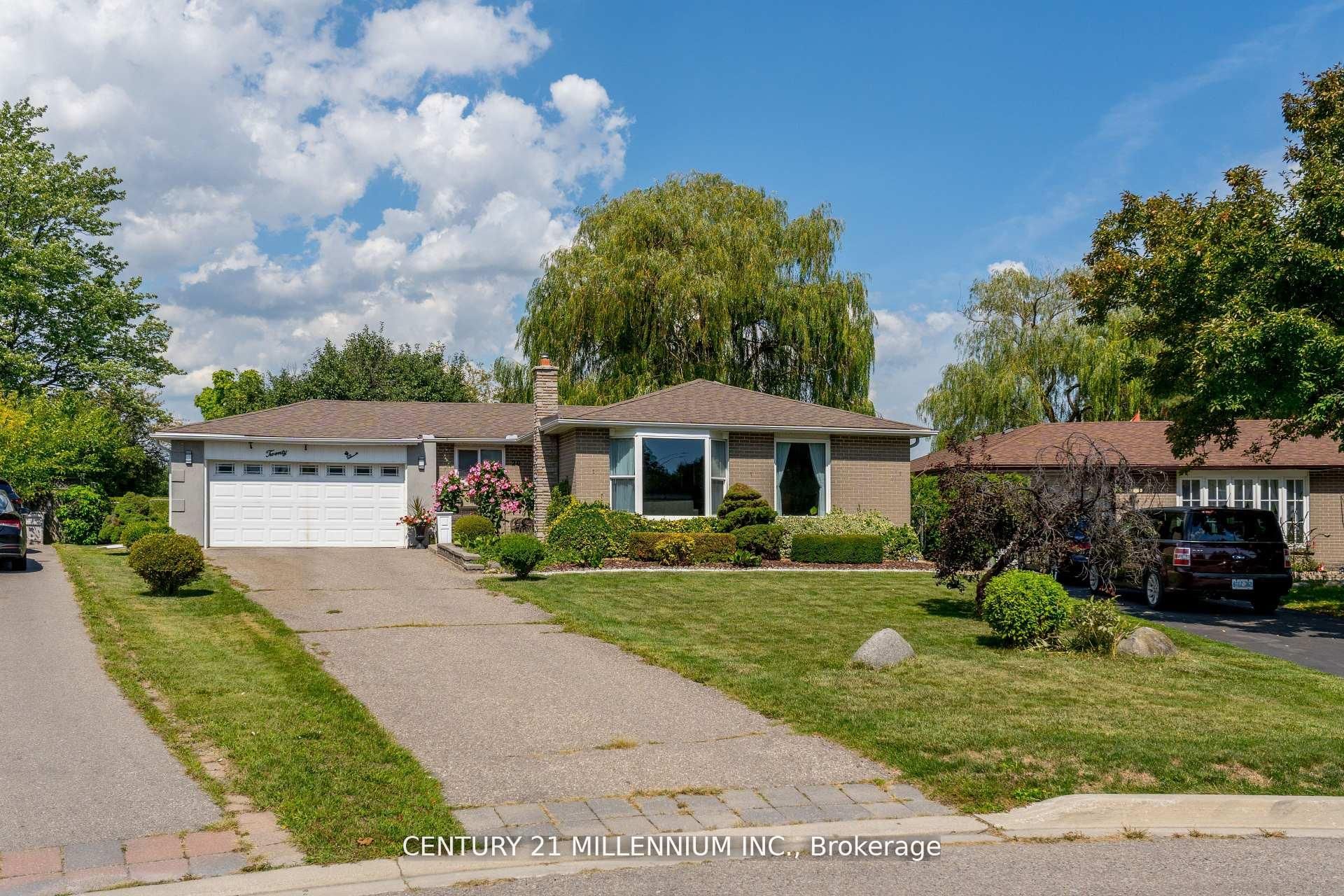 20 Dunblaine Crescent Property Photo 1