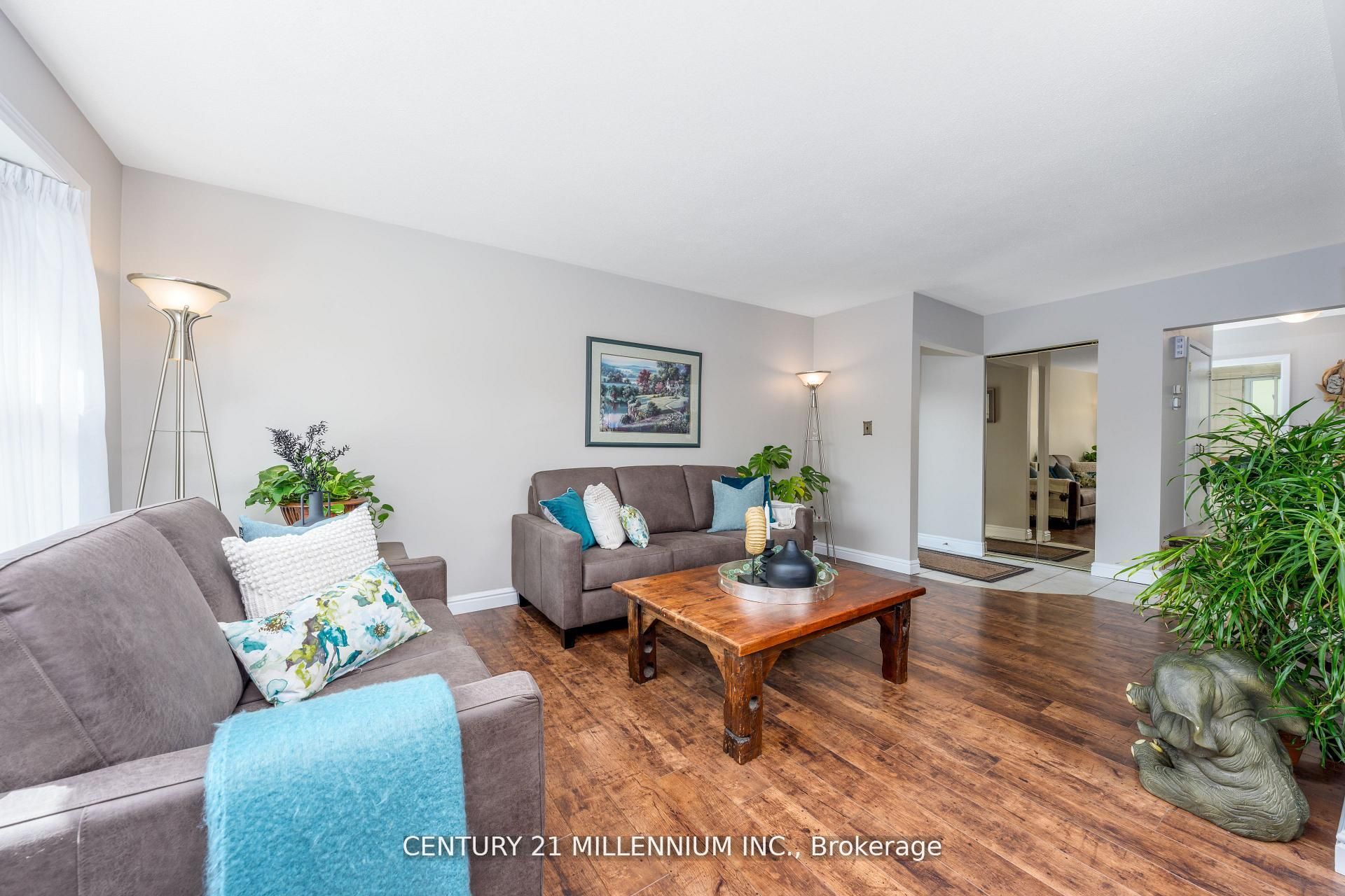 20 Dunblaine Crescent Property Photo 5