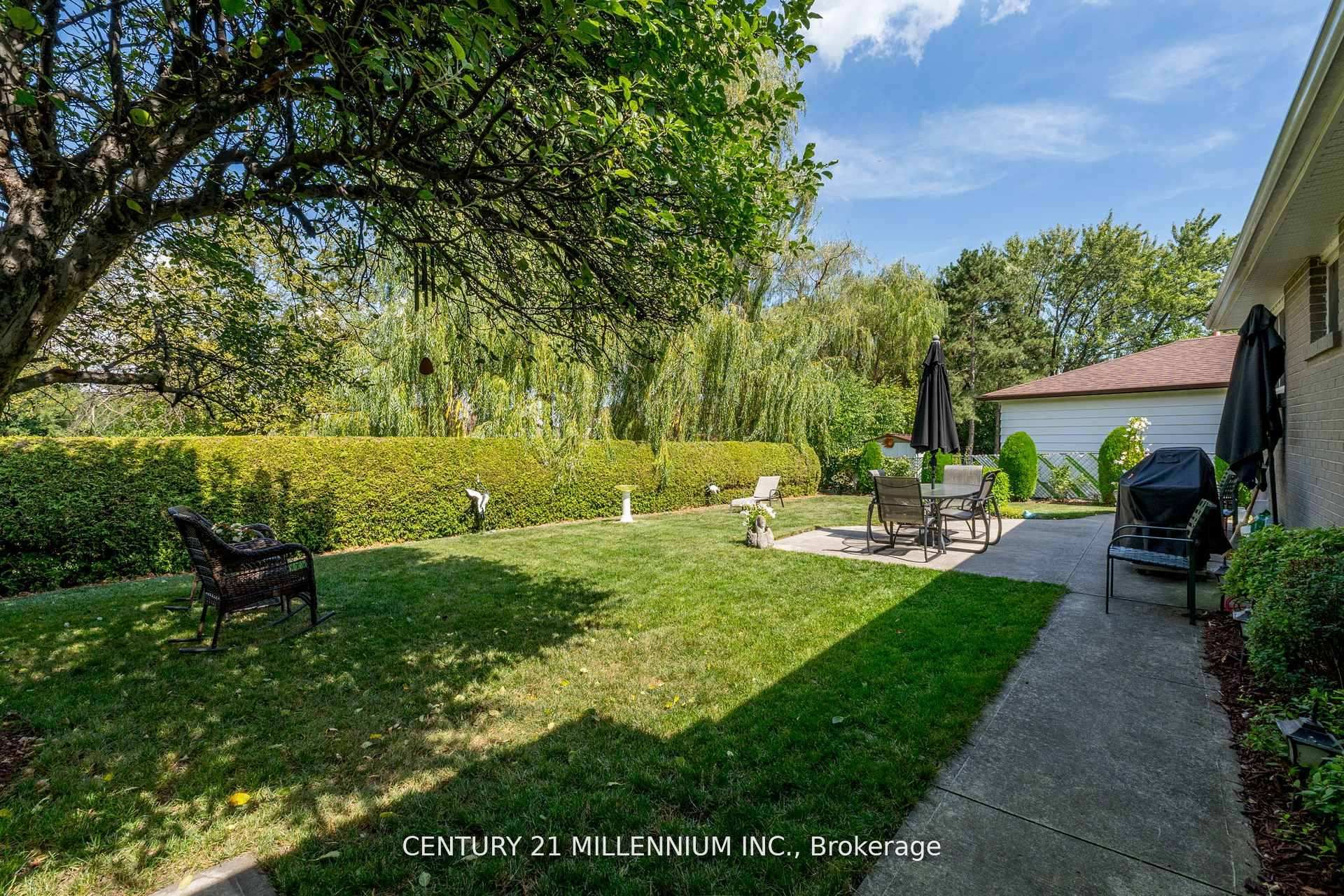 20 Dunblaine Crescent Property Photo 18