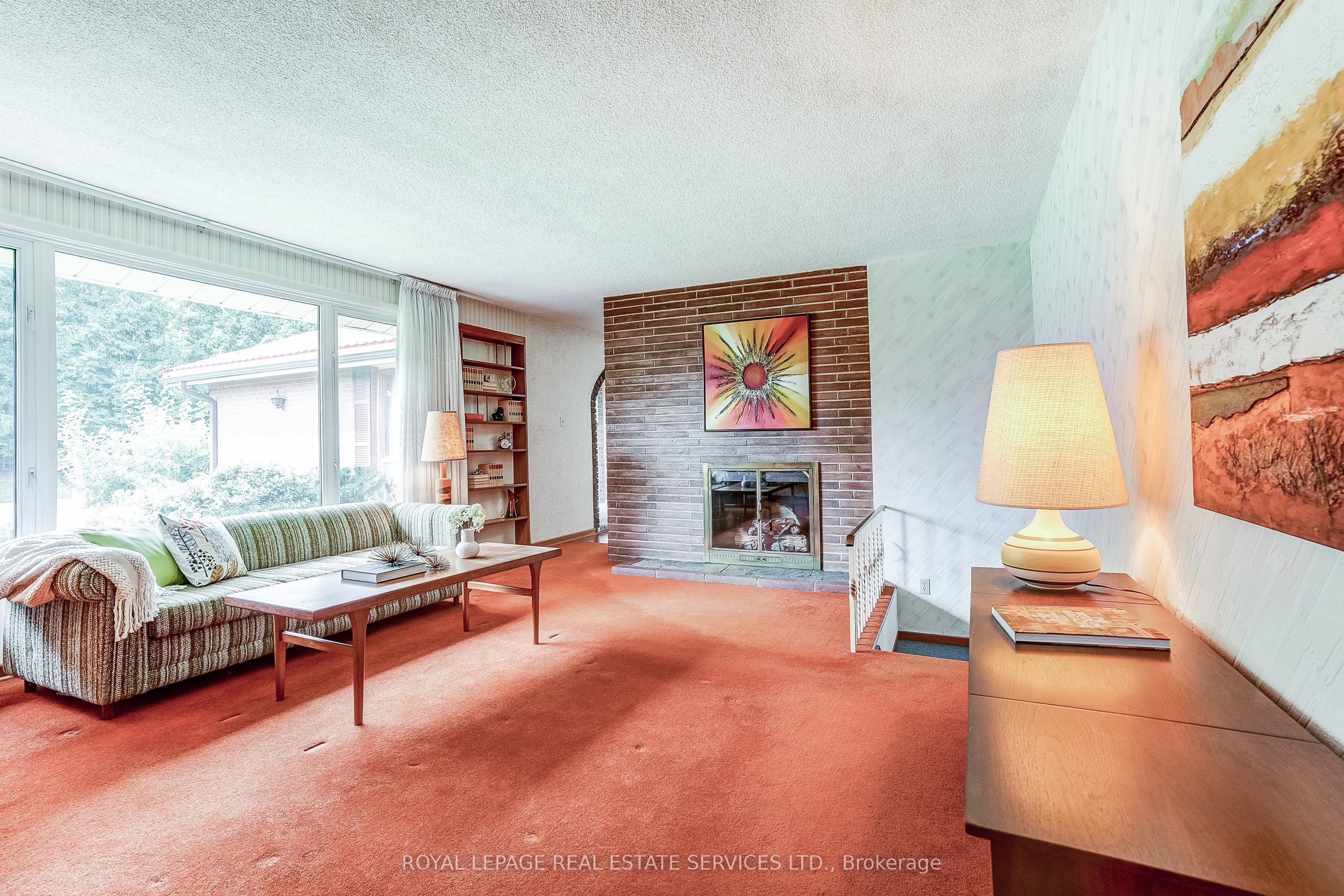 4 Sora Drive Property Photo 2