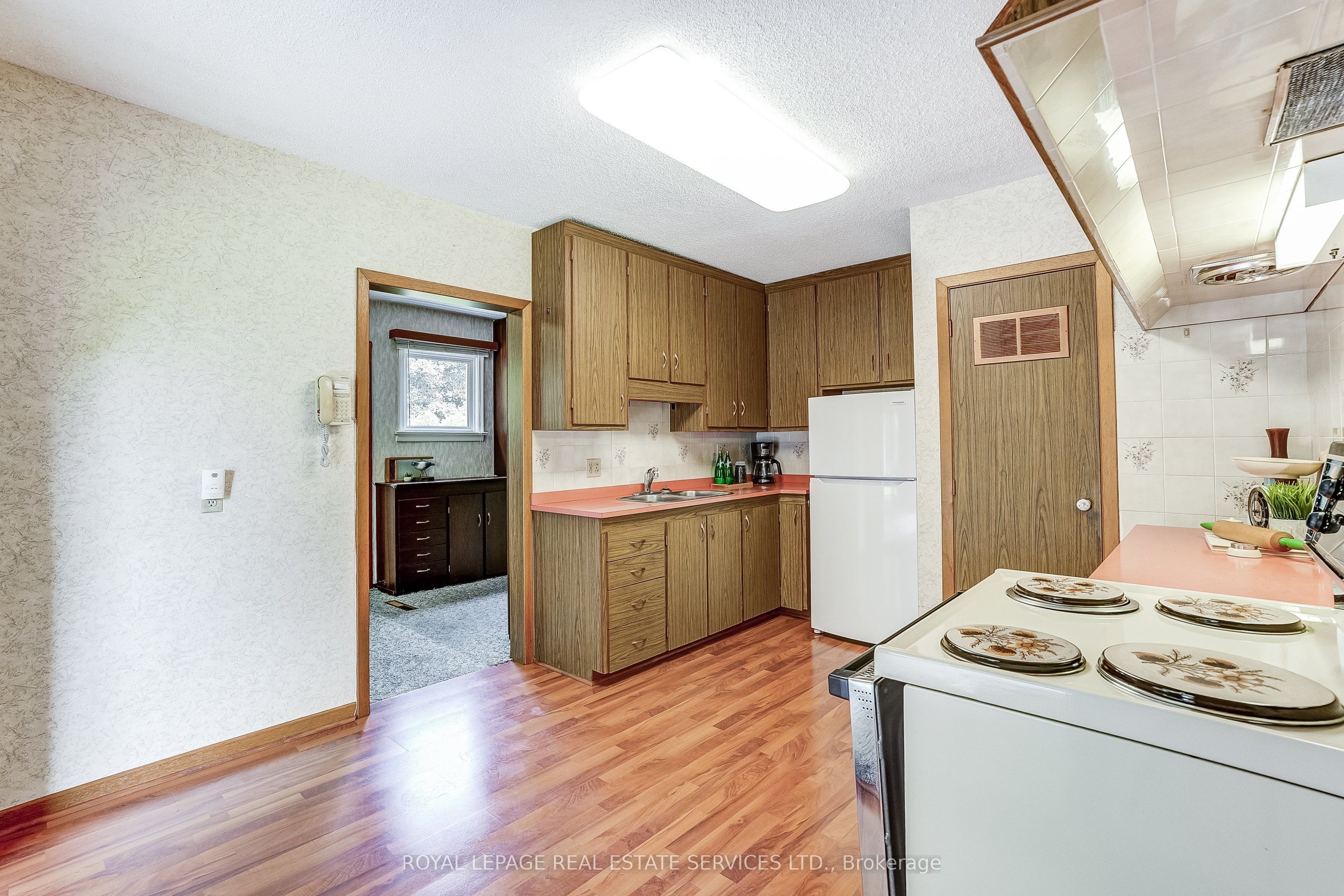 4 Sora Drive Property Photo 9