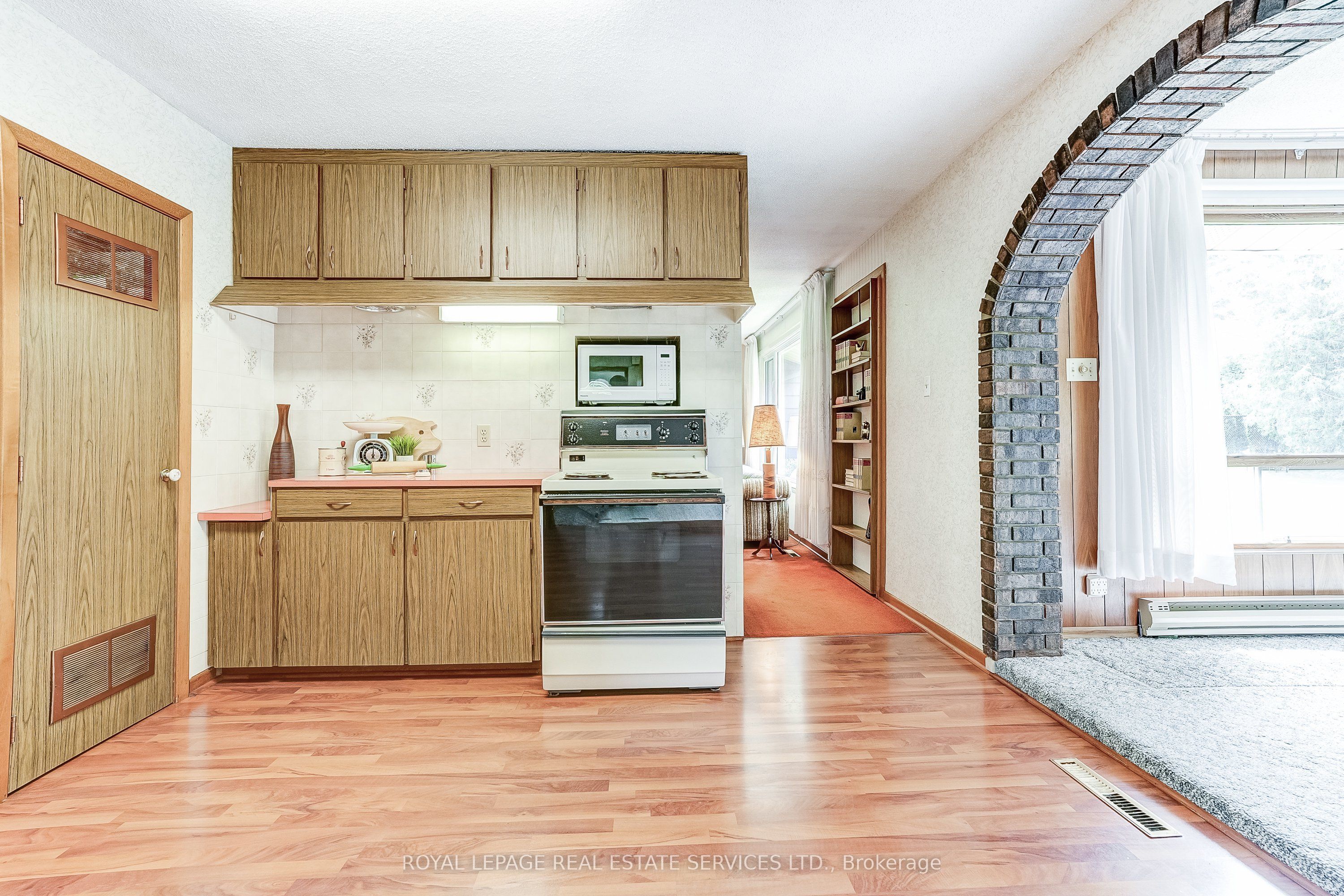 4 Sora Drive Property Photo 10