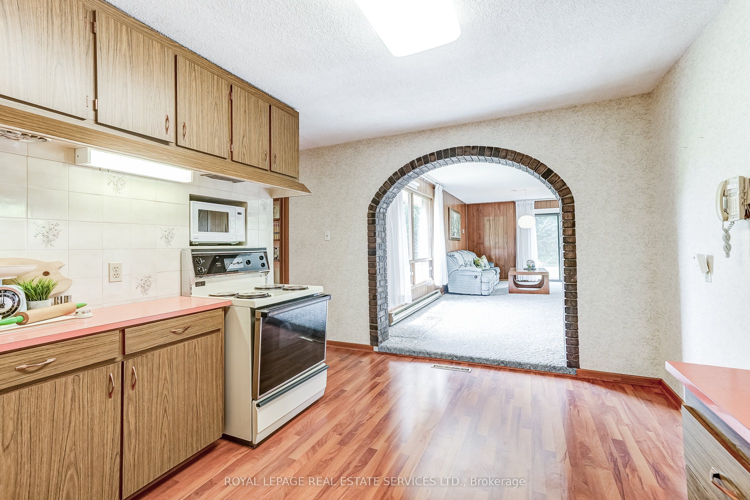 4 Sora Drive Property Photo 11