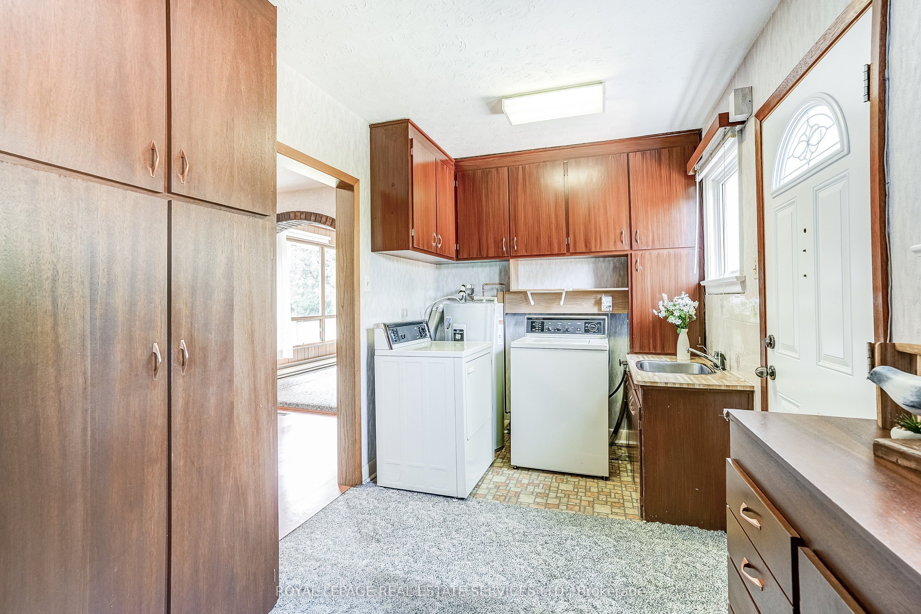 4 Sora Drive Property Photo 16