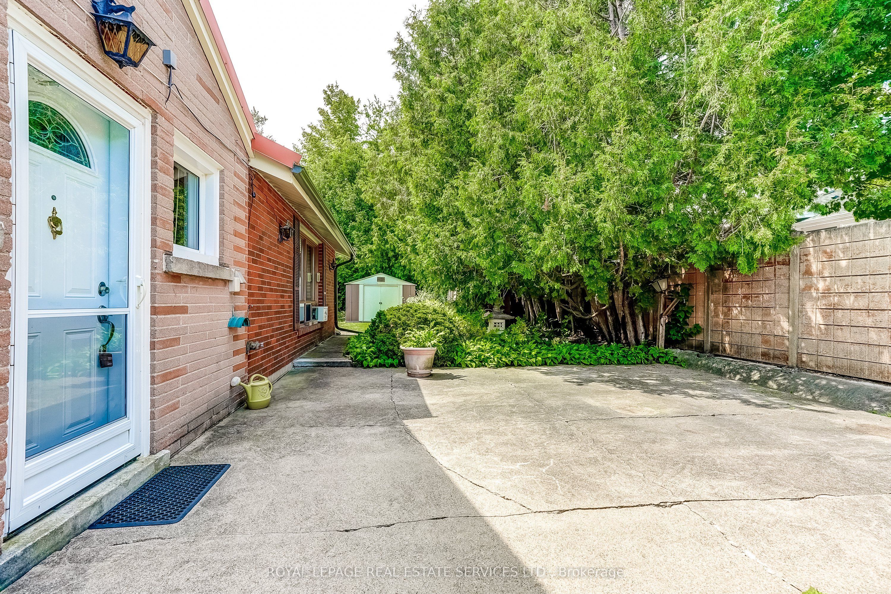 4 Sora Drive Property Photo 26