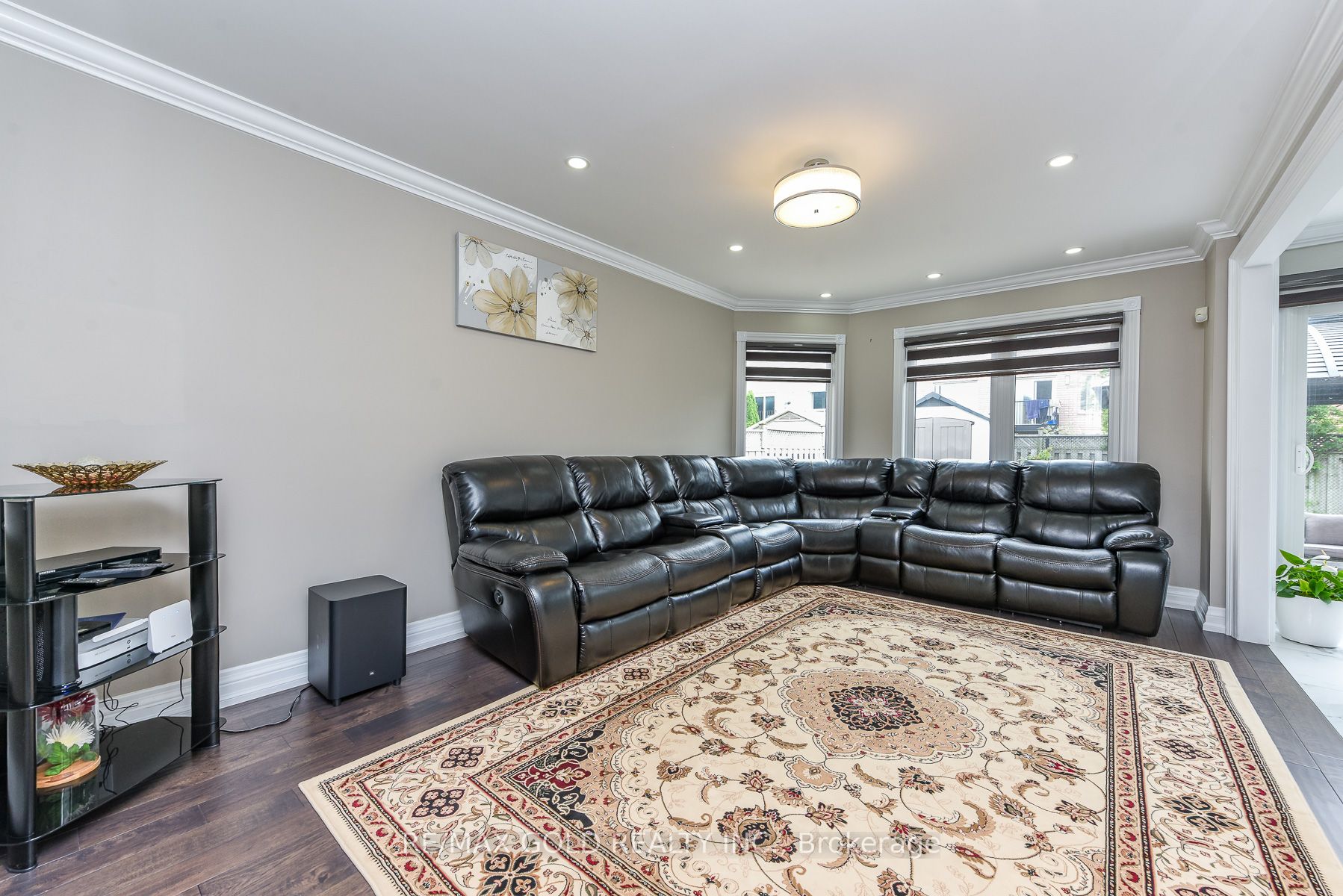 72 Rainforest Drive Property Photo 11