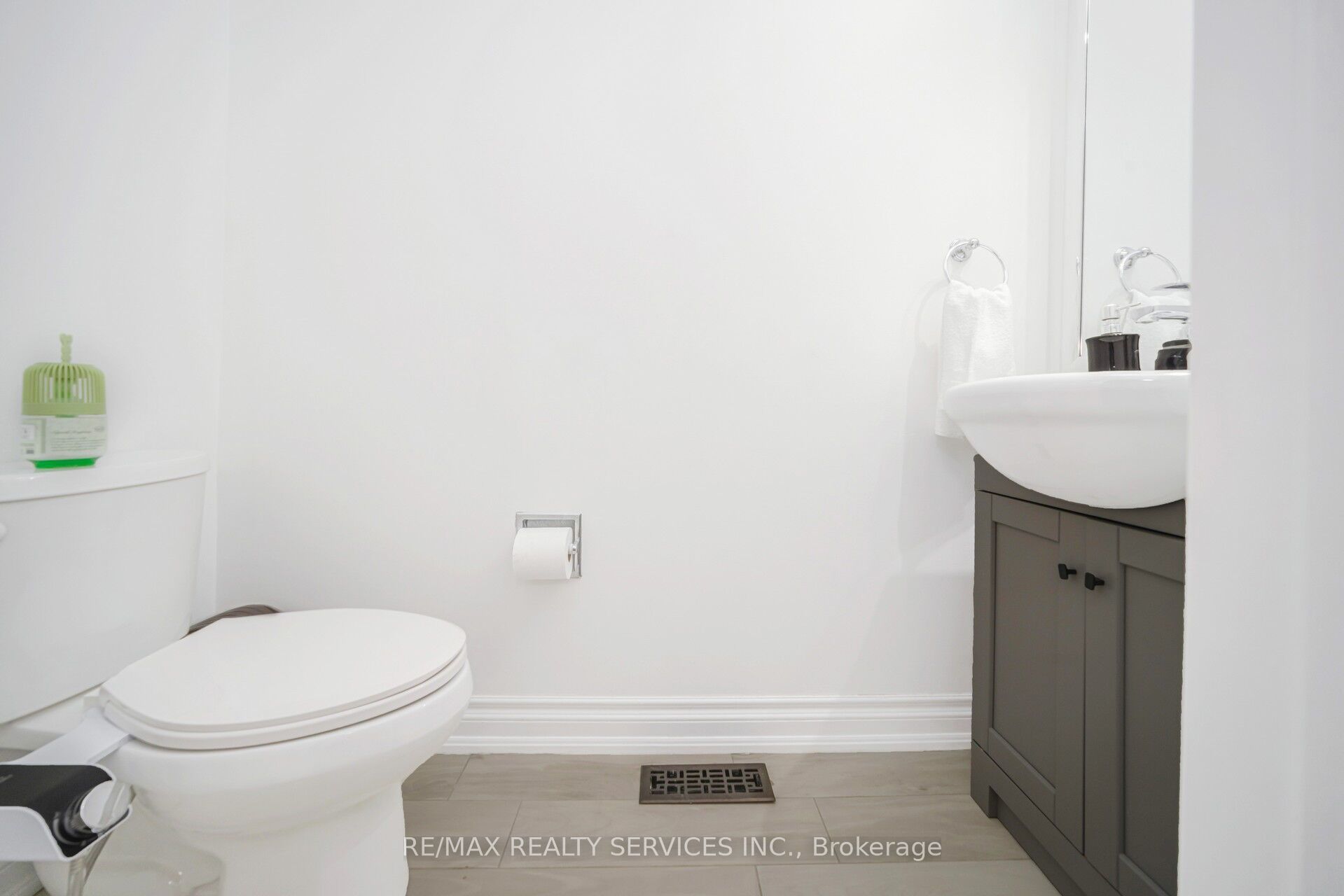 19 Wayne Nicol Drive Property Photo 17