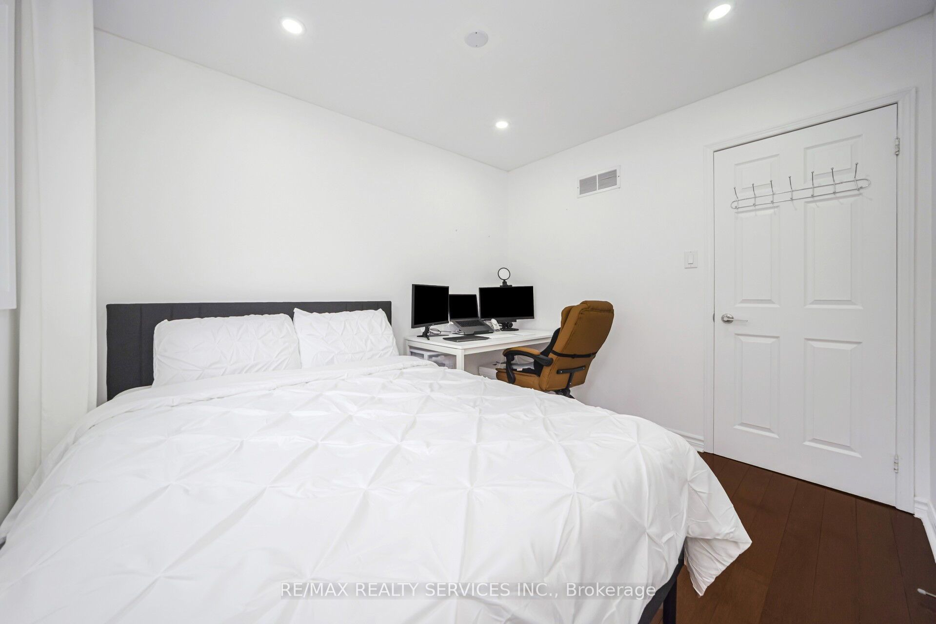 19 Wayne Nicol Drive Property Photo 28