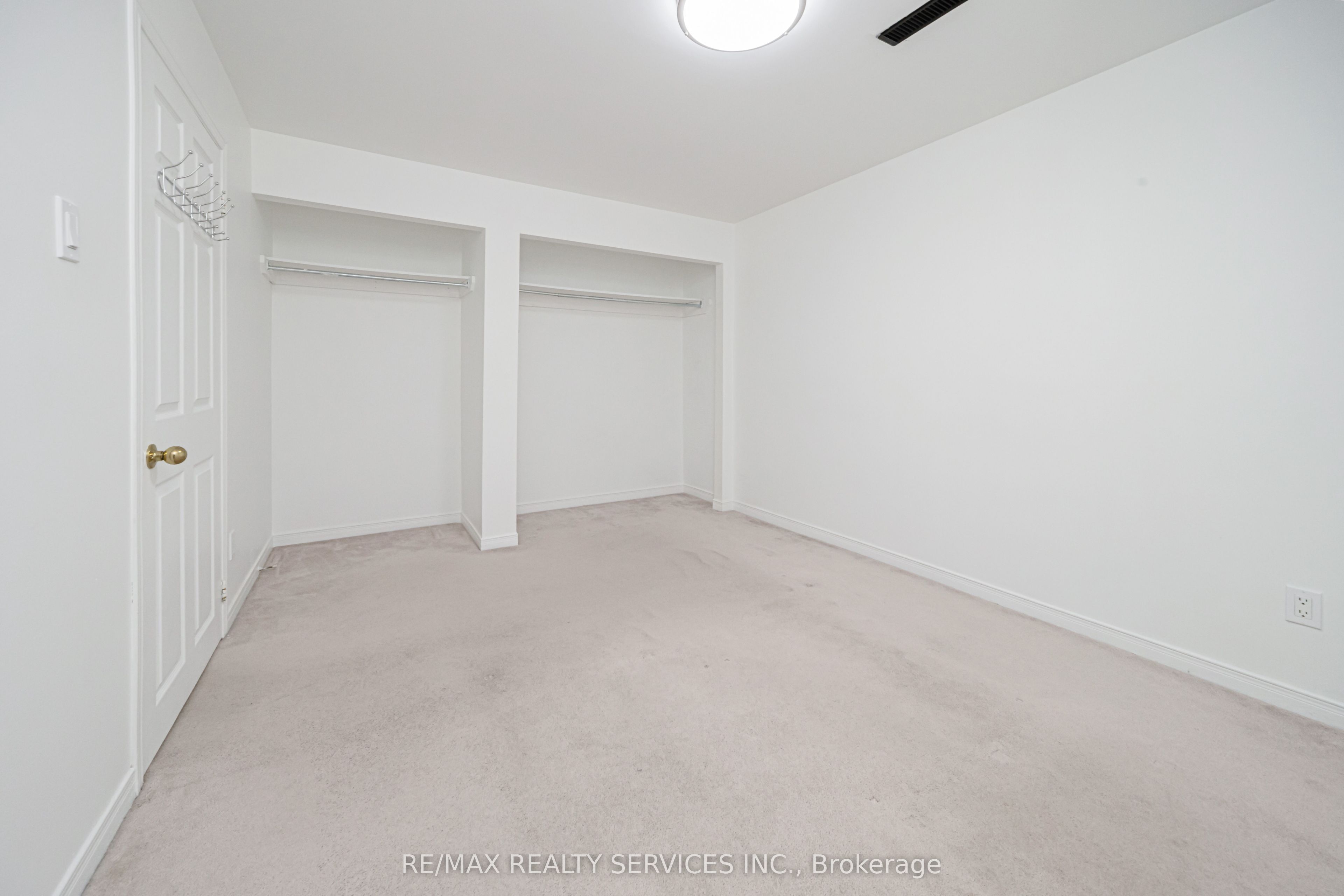 19 Wayne Nicol Drive Property Photo 45