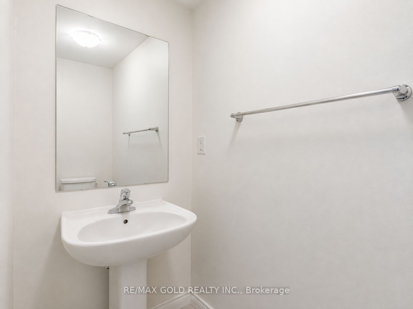 37 Peak Drive Property Photo 29