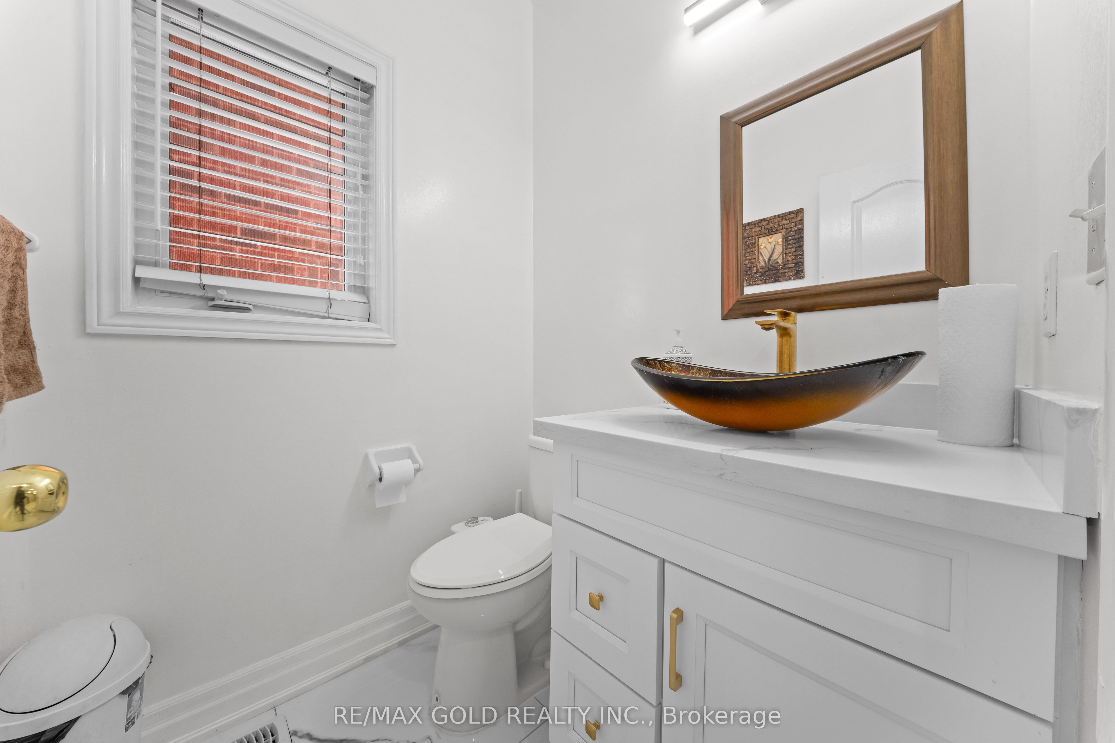 19 Attview Crescent Property Photo 6