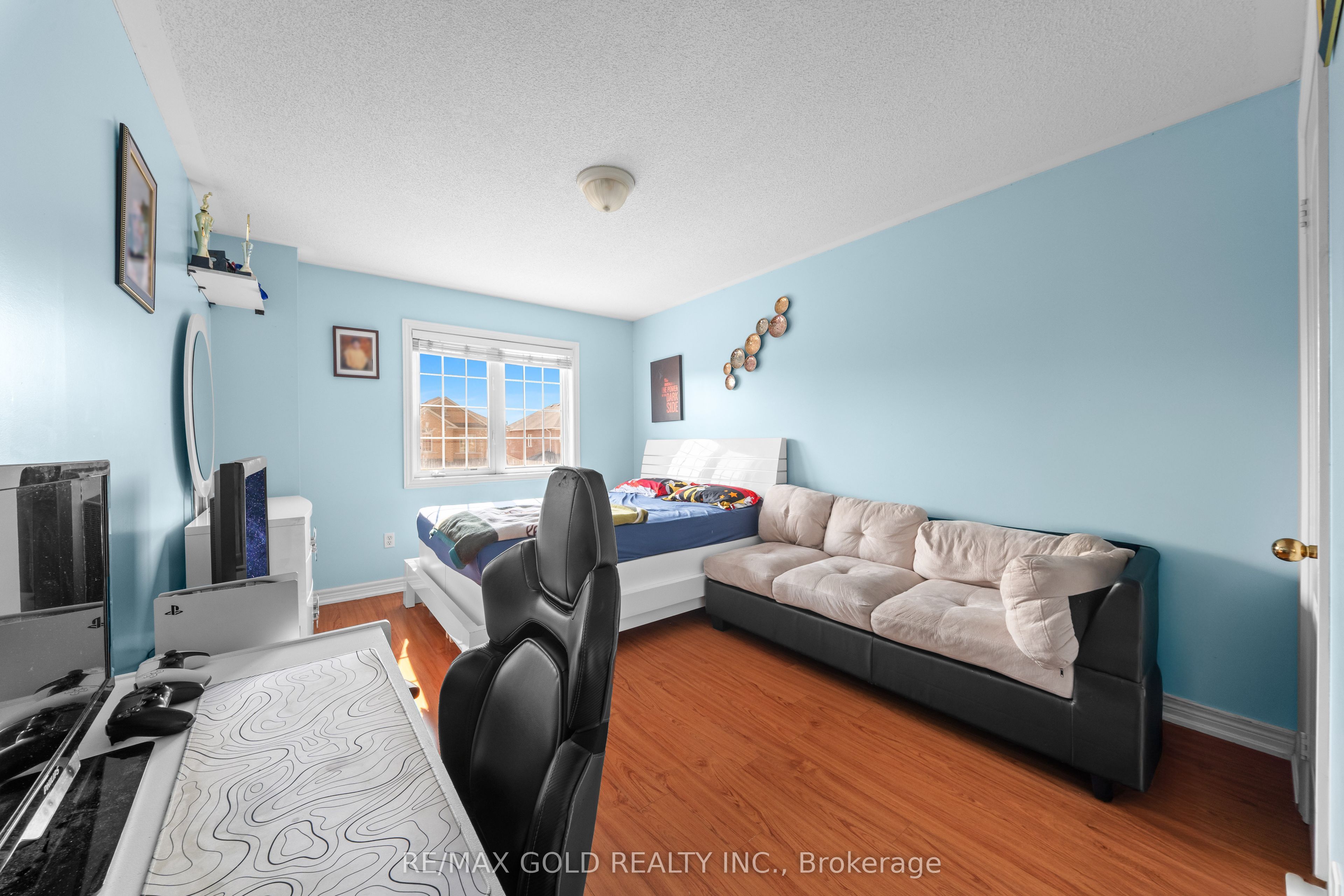 19 Attview Crescent Property Photo 17