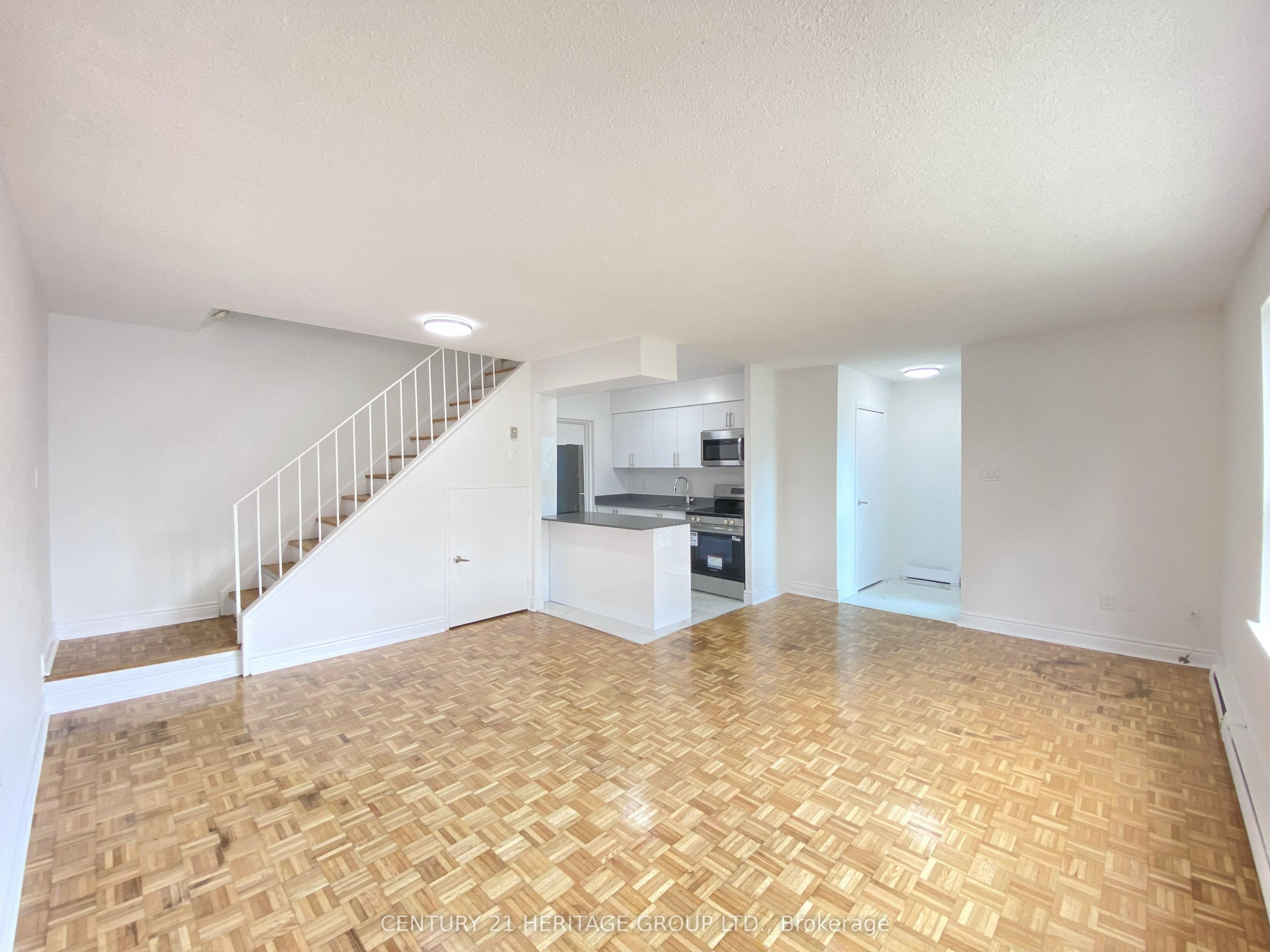 7555 Goreway Drive 153 Property Photo 4