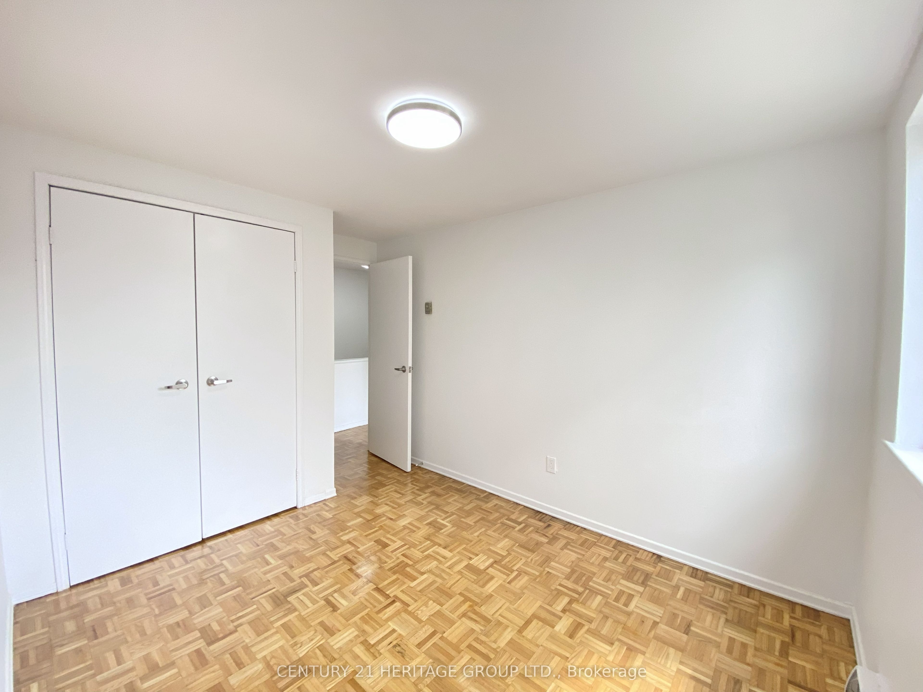 7555 Goreway Drive 153 Property Photo 14