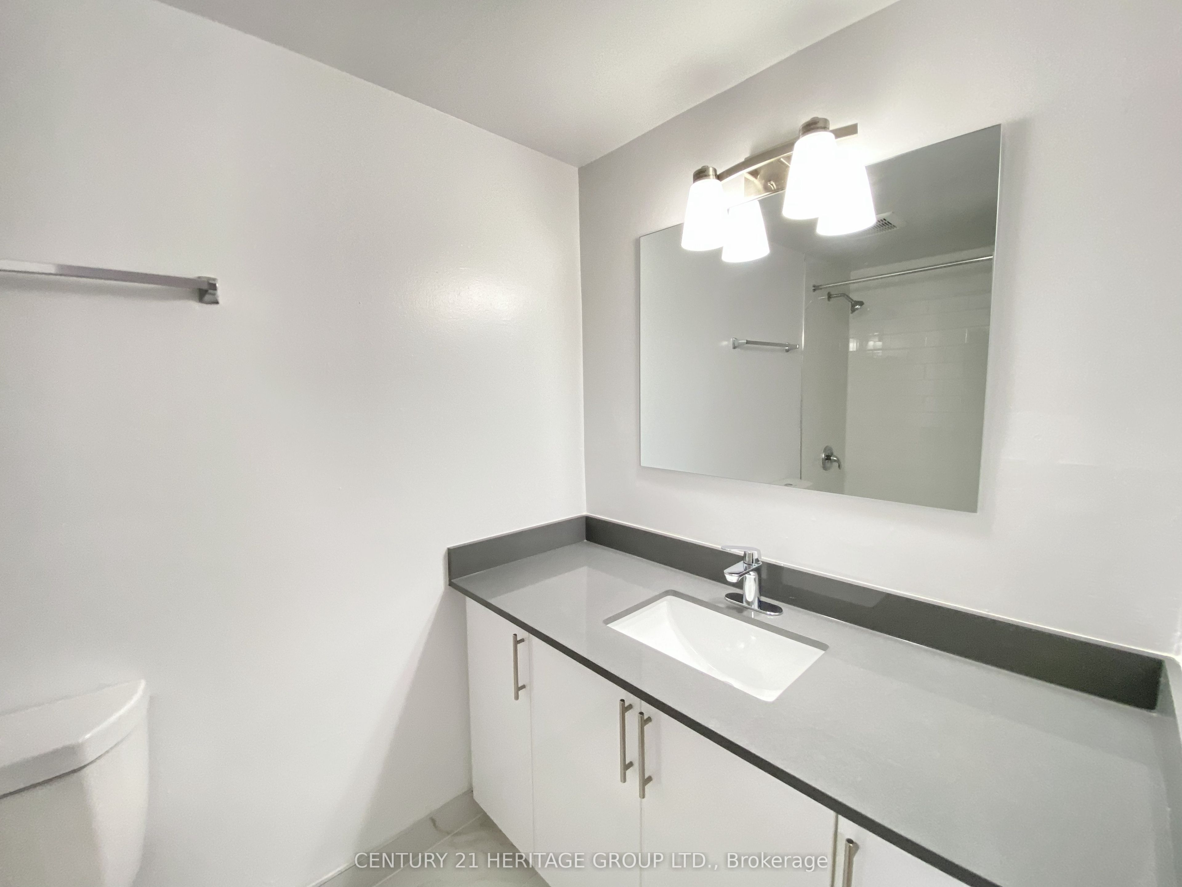 7555 Goreway Drive 153 Property Photo 15