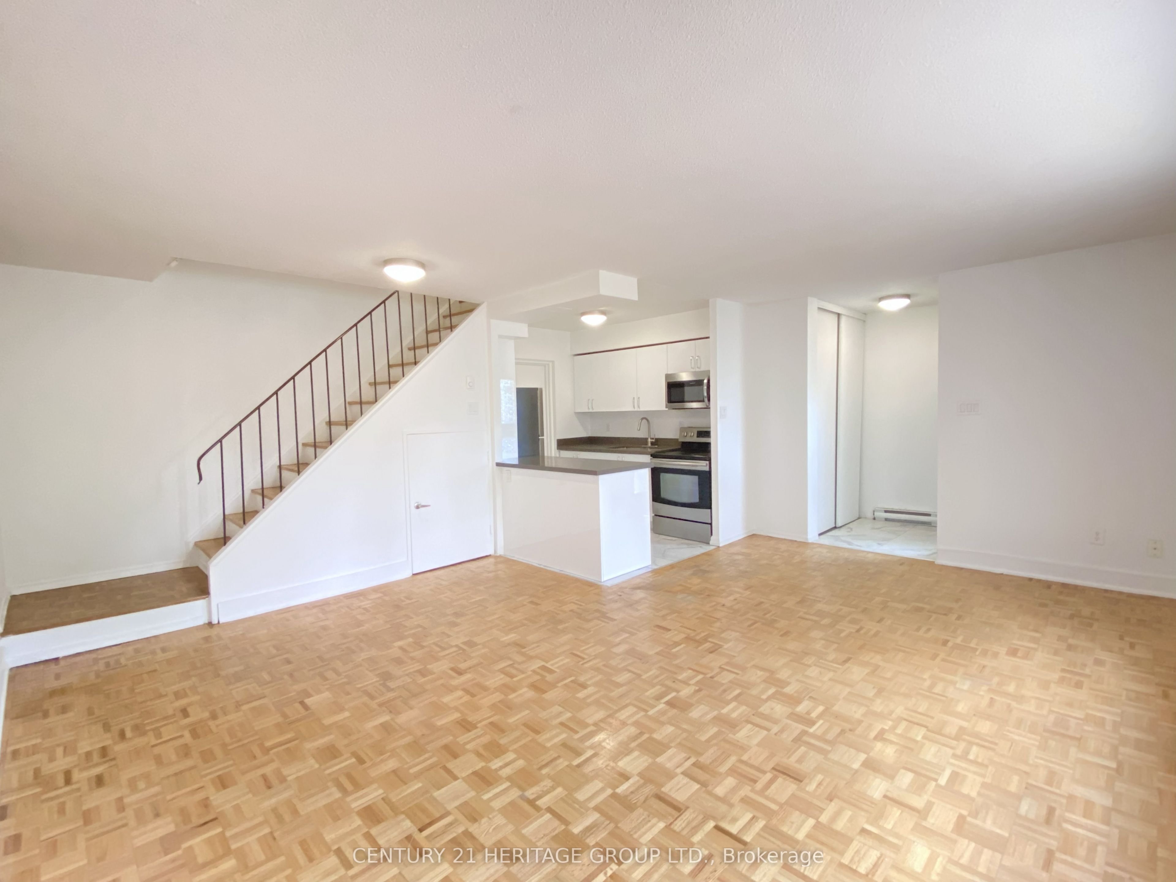 7555 Goreway Drive 155 Property Photo 5