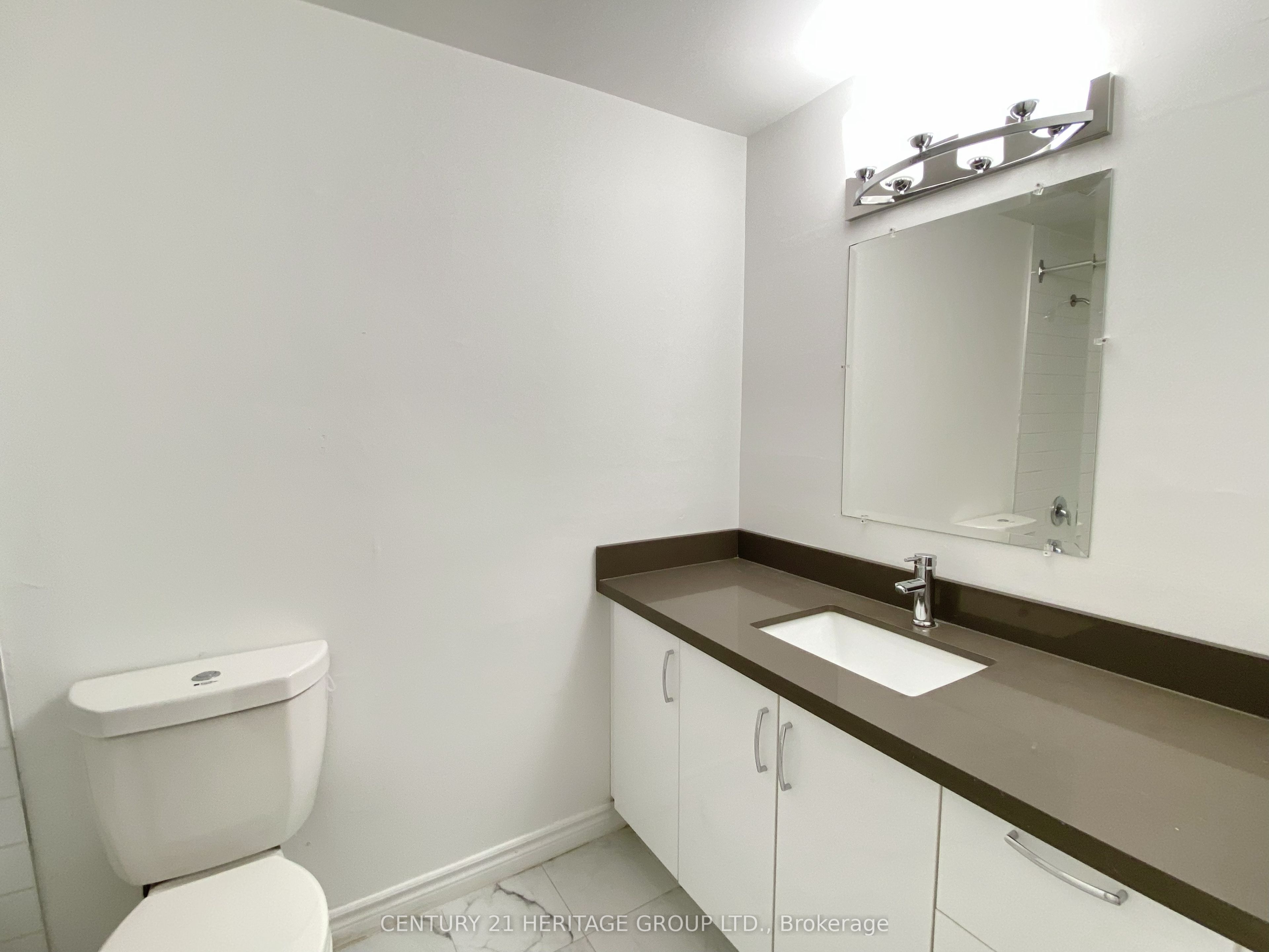7555 Goreway Drive 155 Property Photo 12