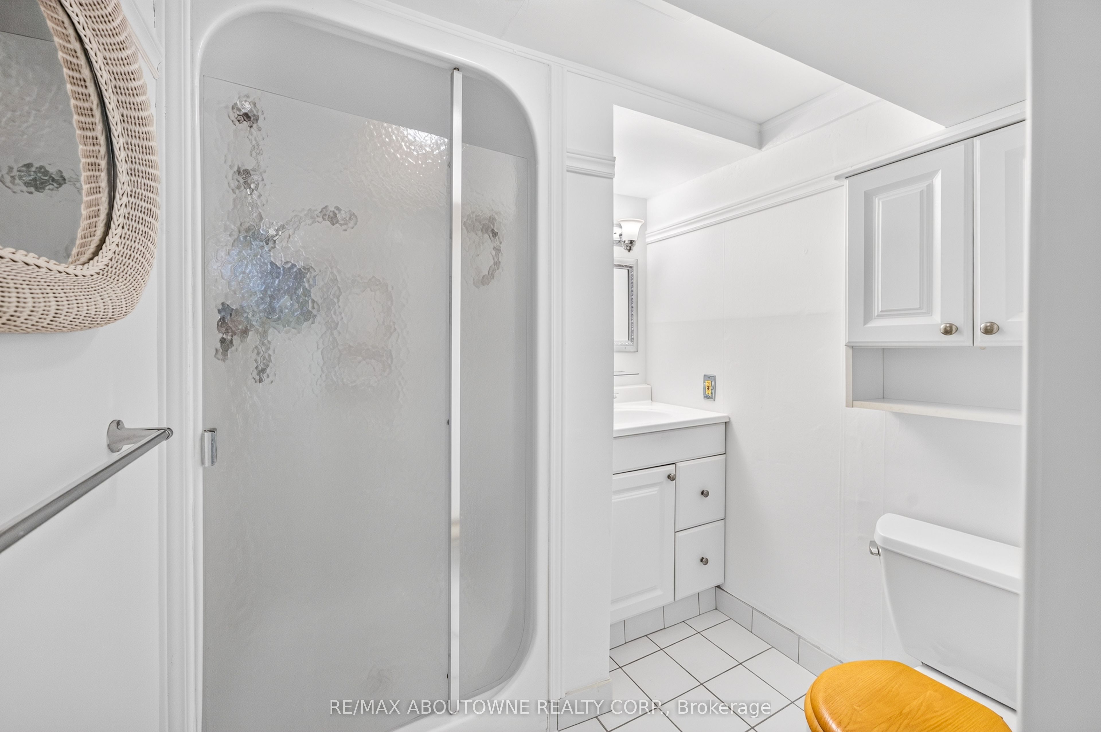 461 Blathwayte Lane Property Photo 23