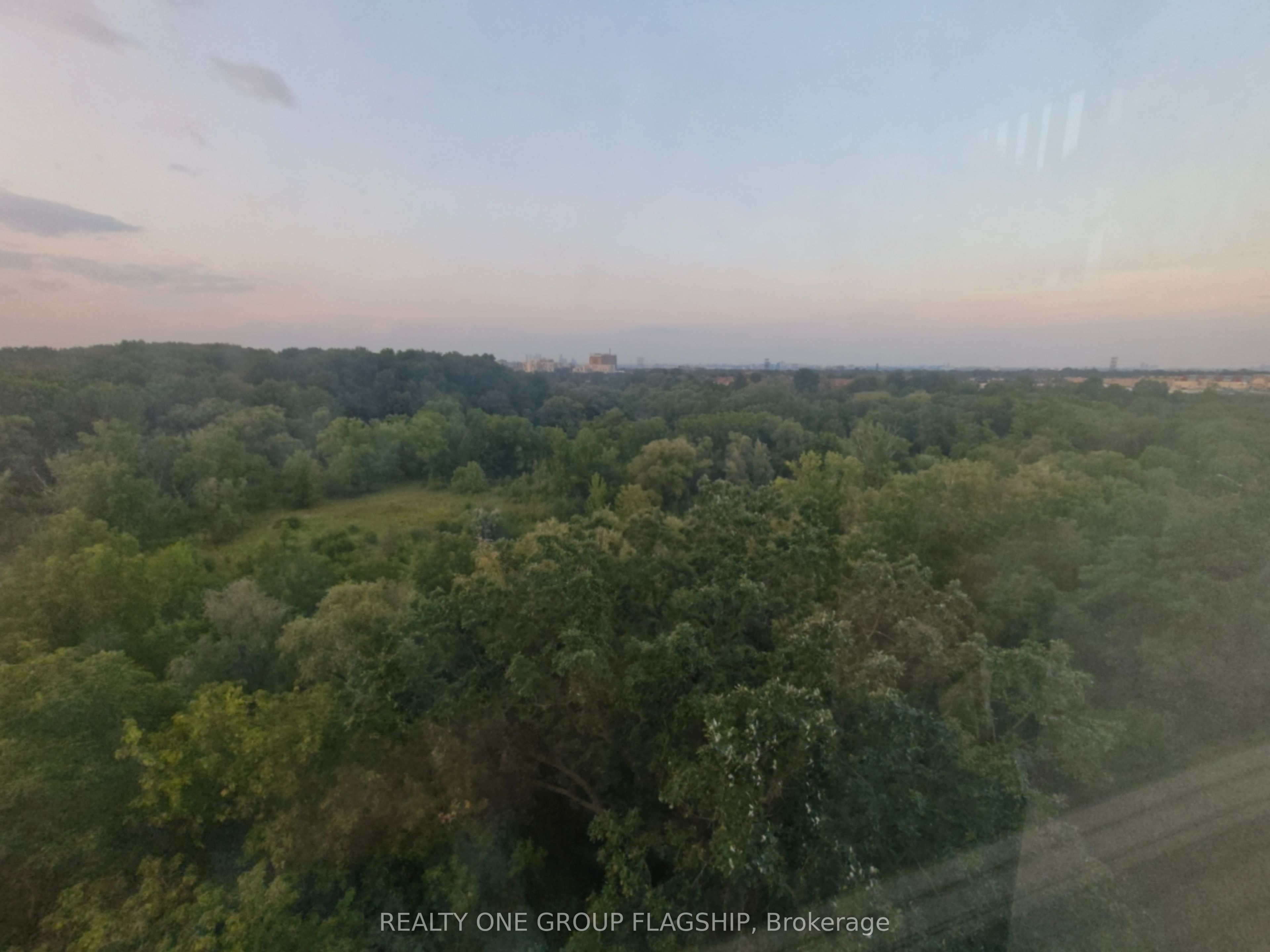 600 Rexdale Boulevard 802 Property Photo 11