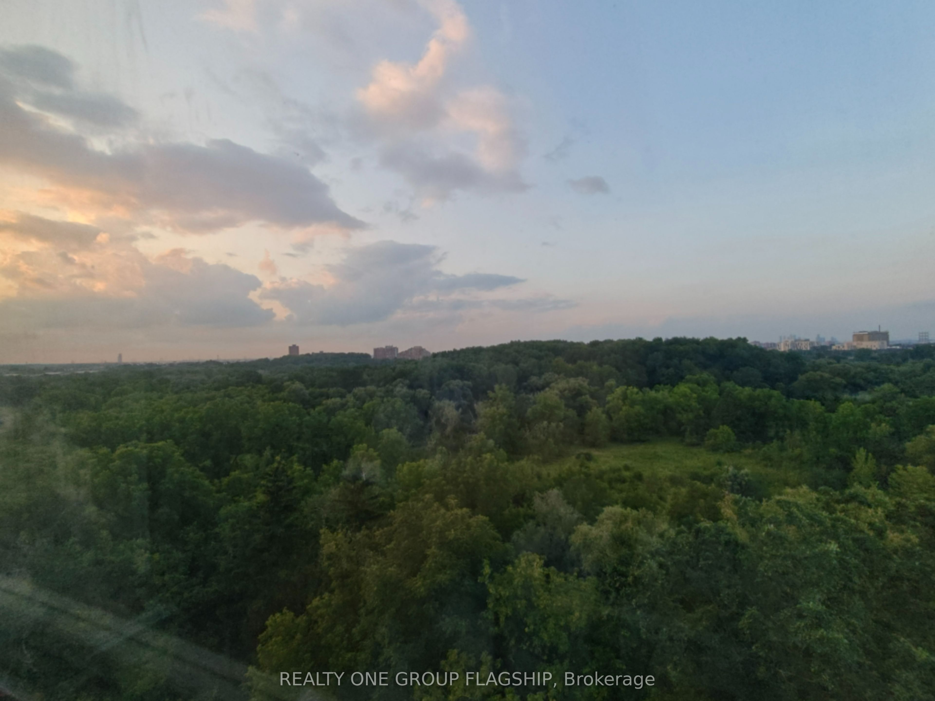 600 Rexdale Boulevard 802 Property Photo 13