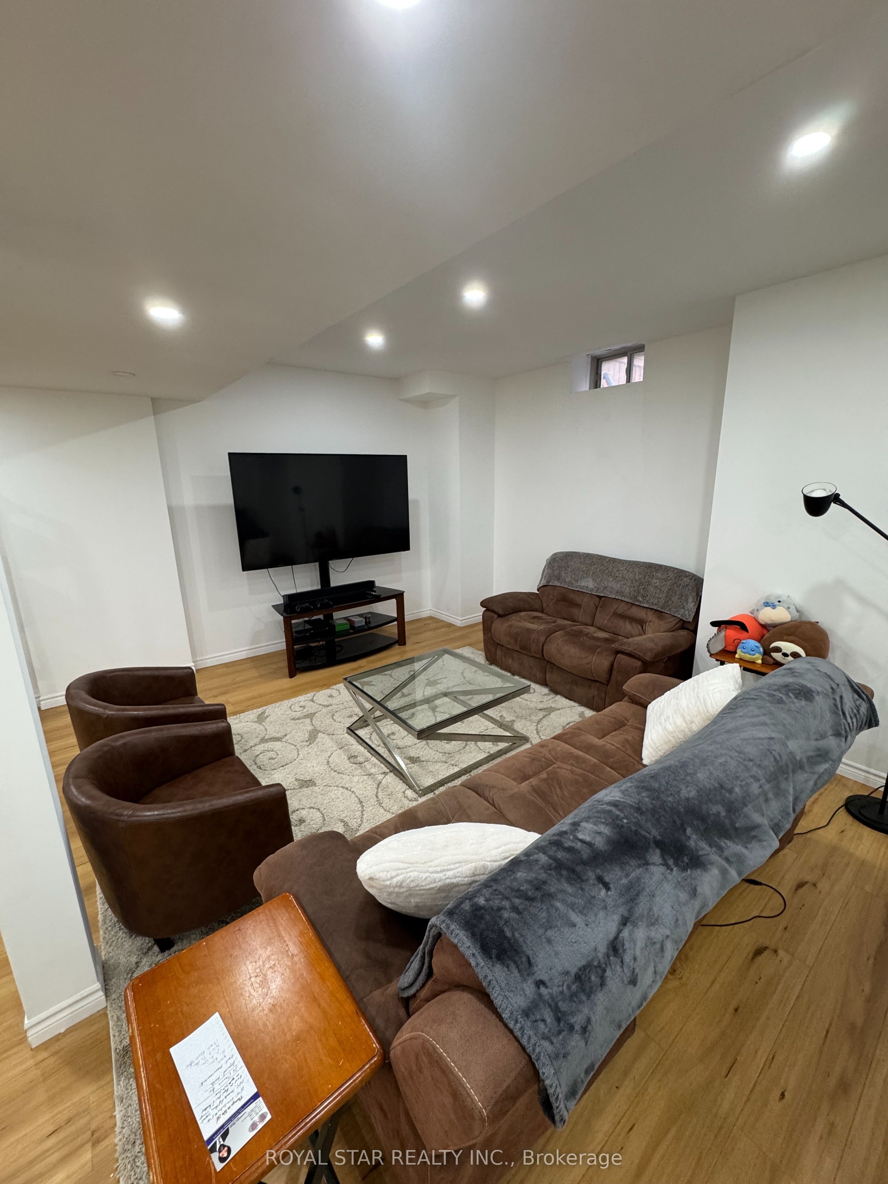 26 Marvin Avenue Property Photo 45