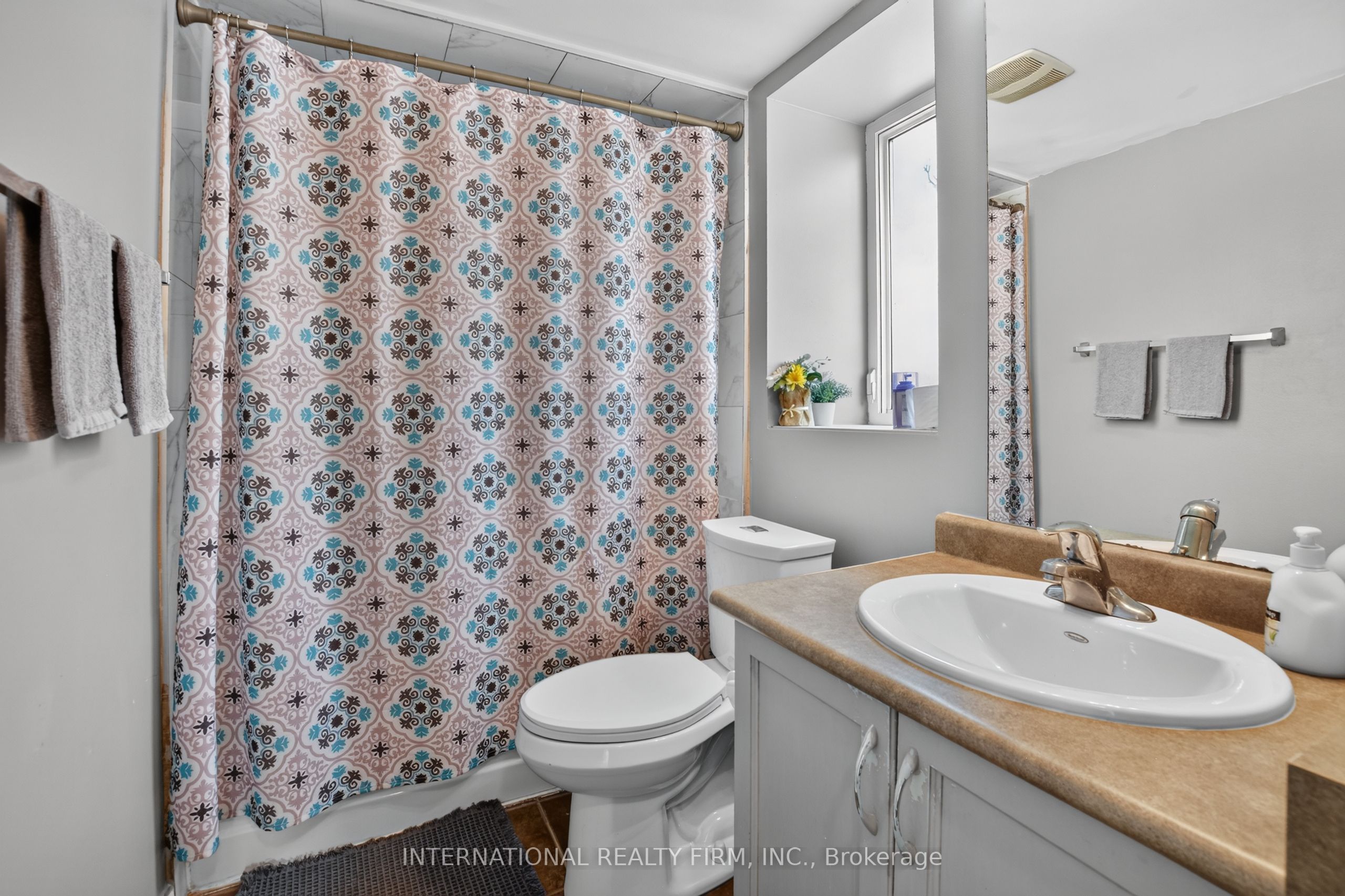65 George Appleton Way 2088 Property Photo 13