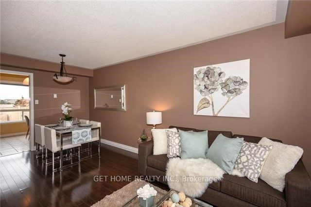 76 Dunlop Court Main Property Photo 10