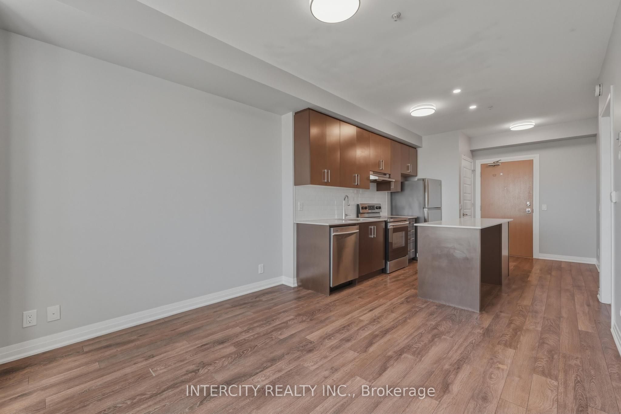 1105 Leger Way 504 Property Photo 13