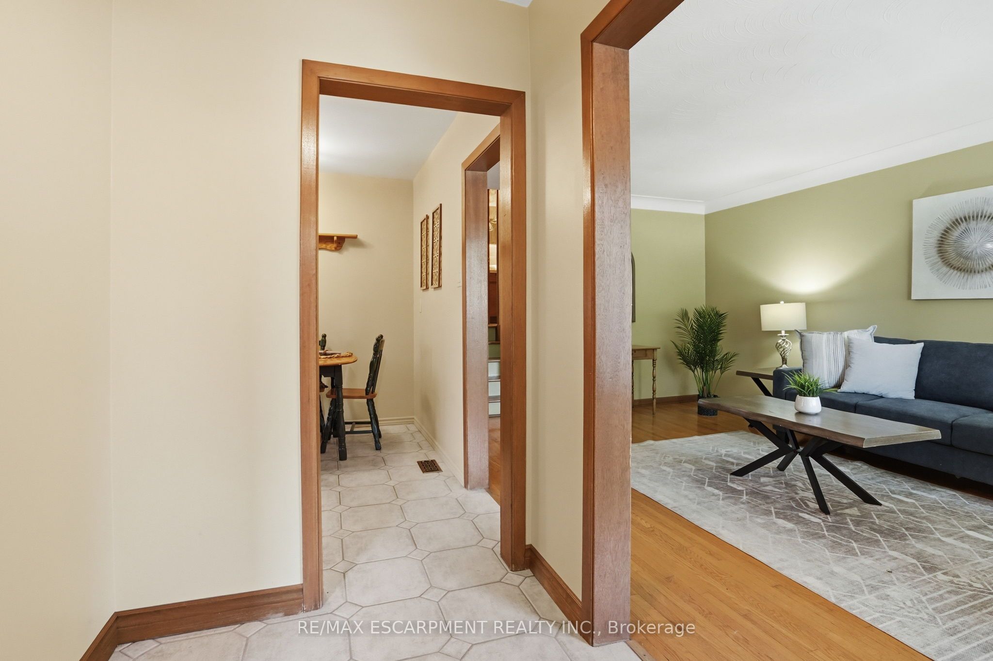 5155 Idlewood Crescent Property Photo 6