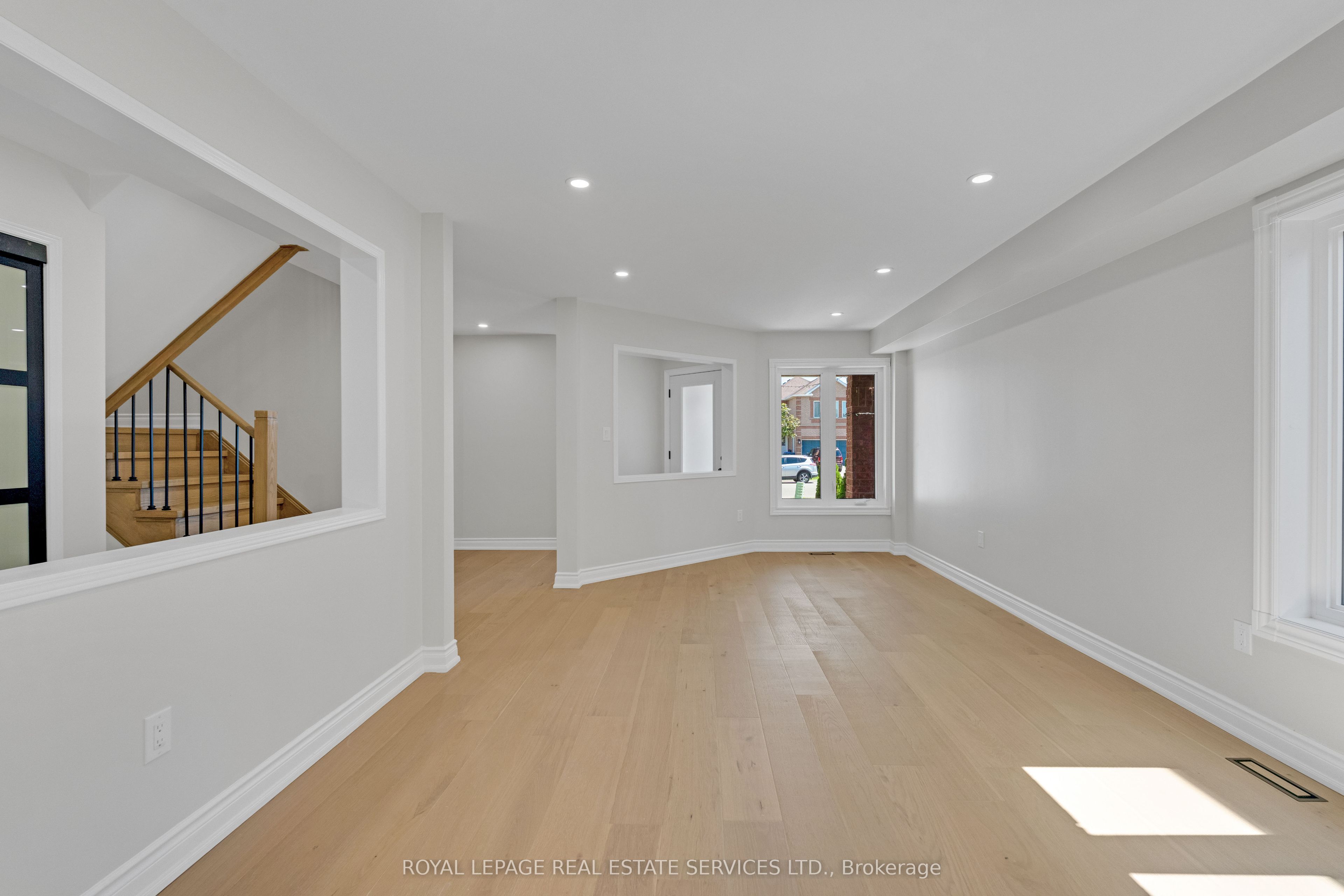 3955 Foxwood Avenue Property Photo 10