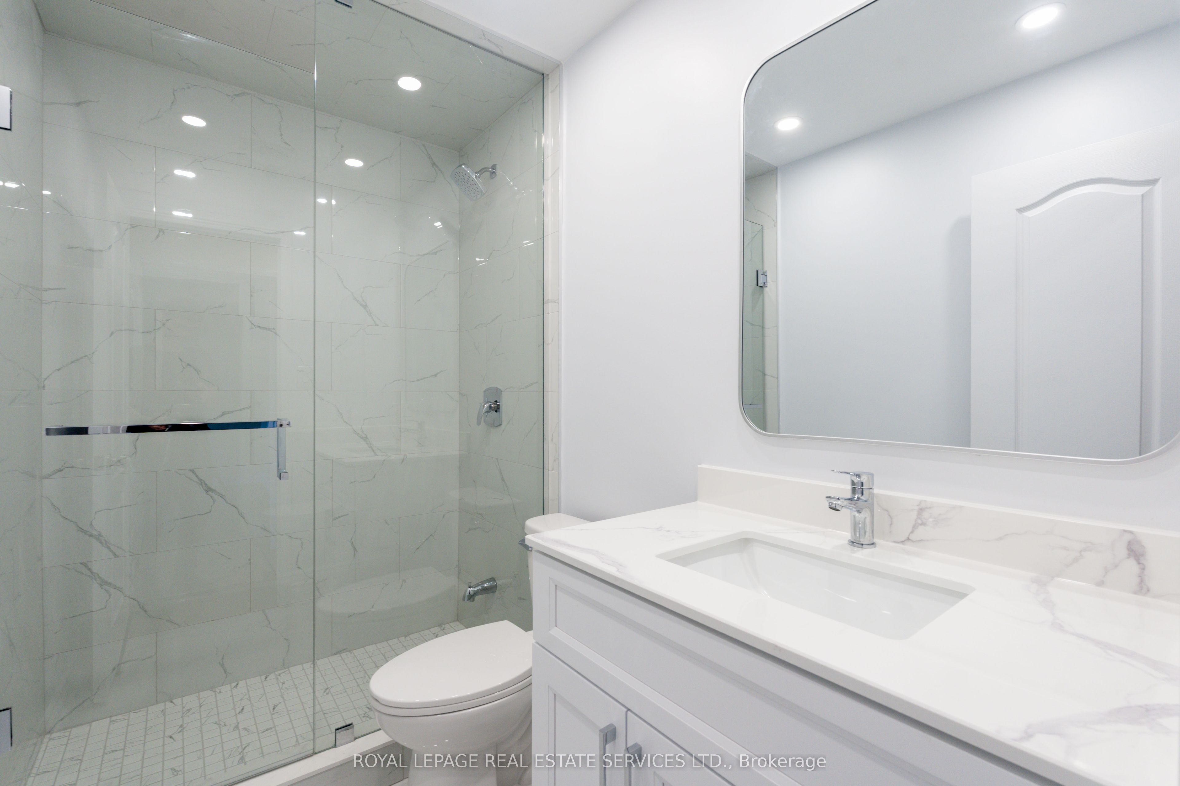 3955 Foxwood Avenue Property Photo 29