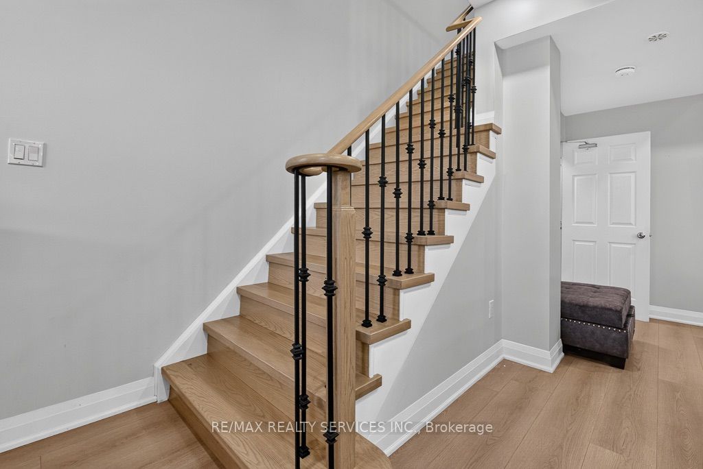180 Howden Boulevard 15 Property Photo 22