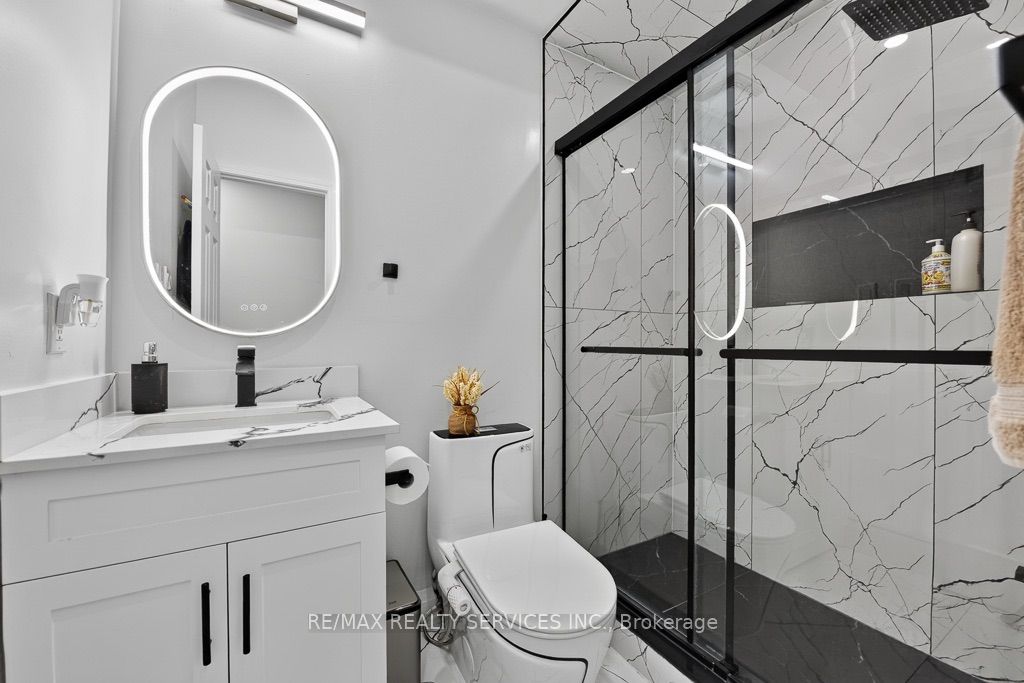 180 Howden Boulevard 15 Property Photo 26