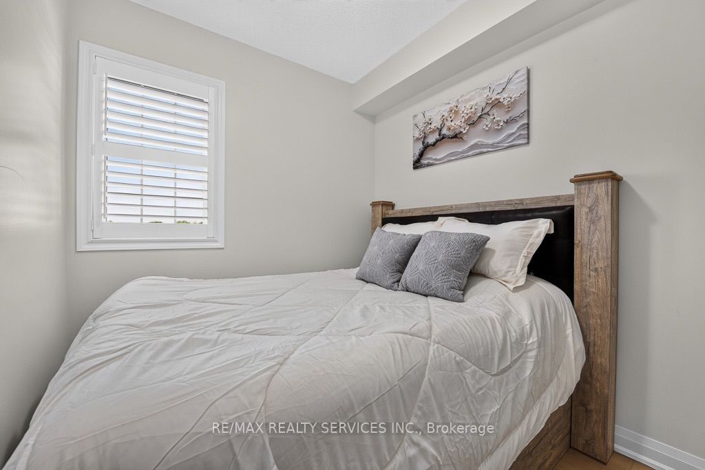 180 Howden Boulevard 15 Property Photo 28