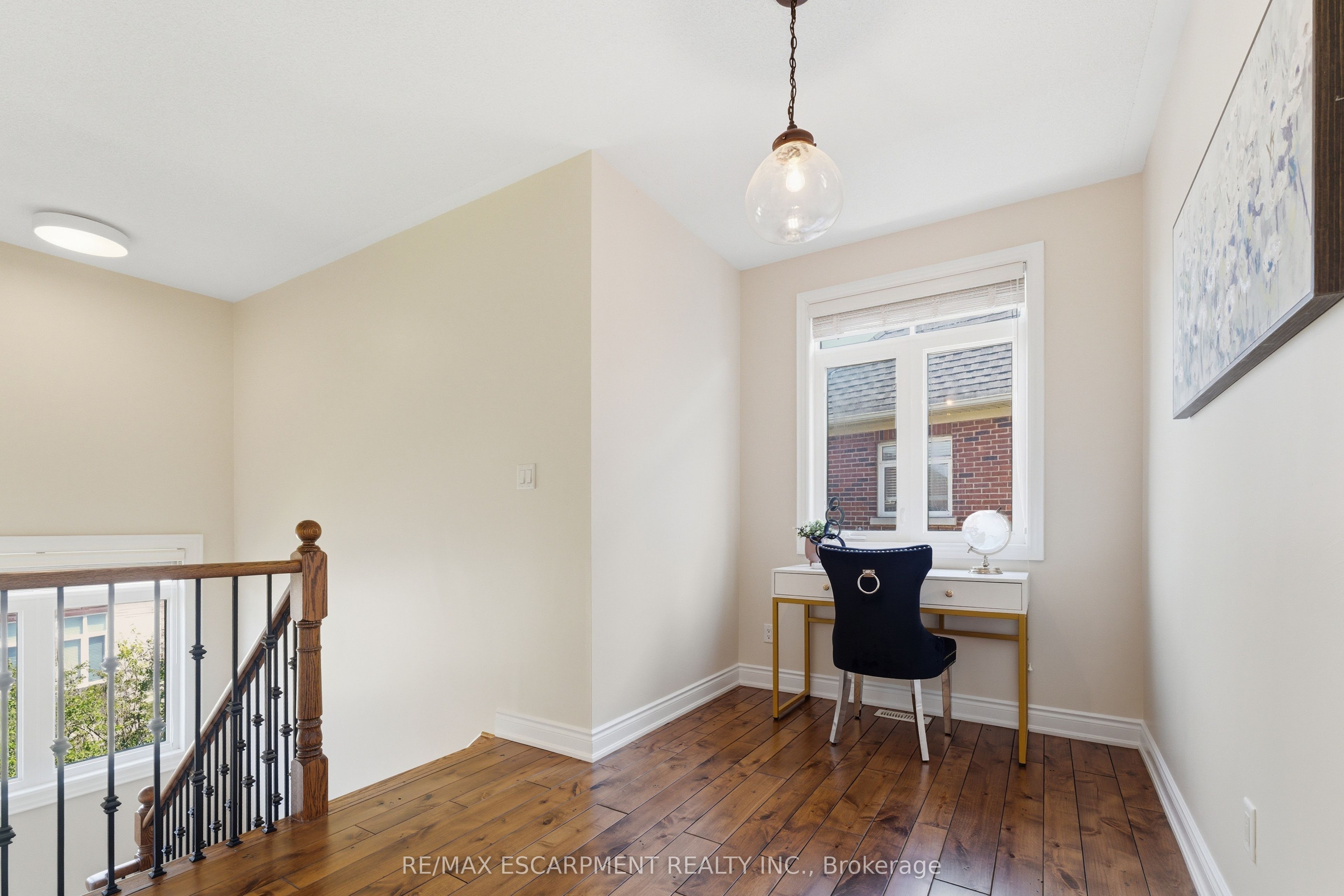 950 Fredonia Drive Property Photo 31